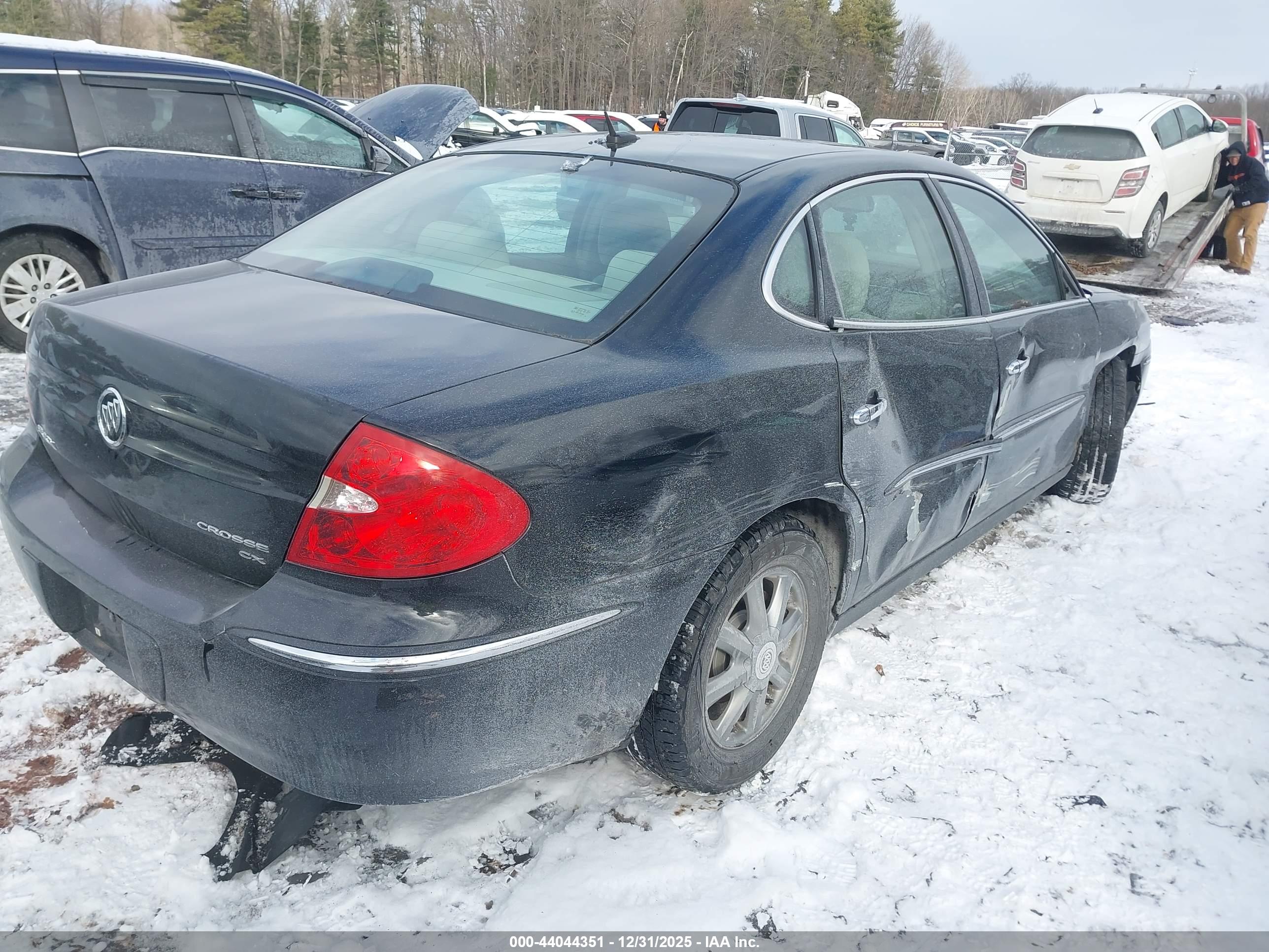 BUICK LACROSSE image 4