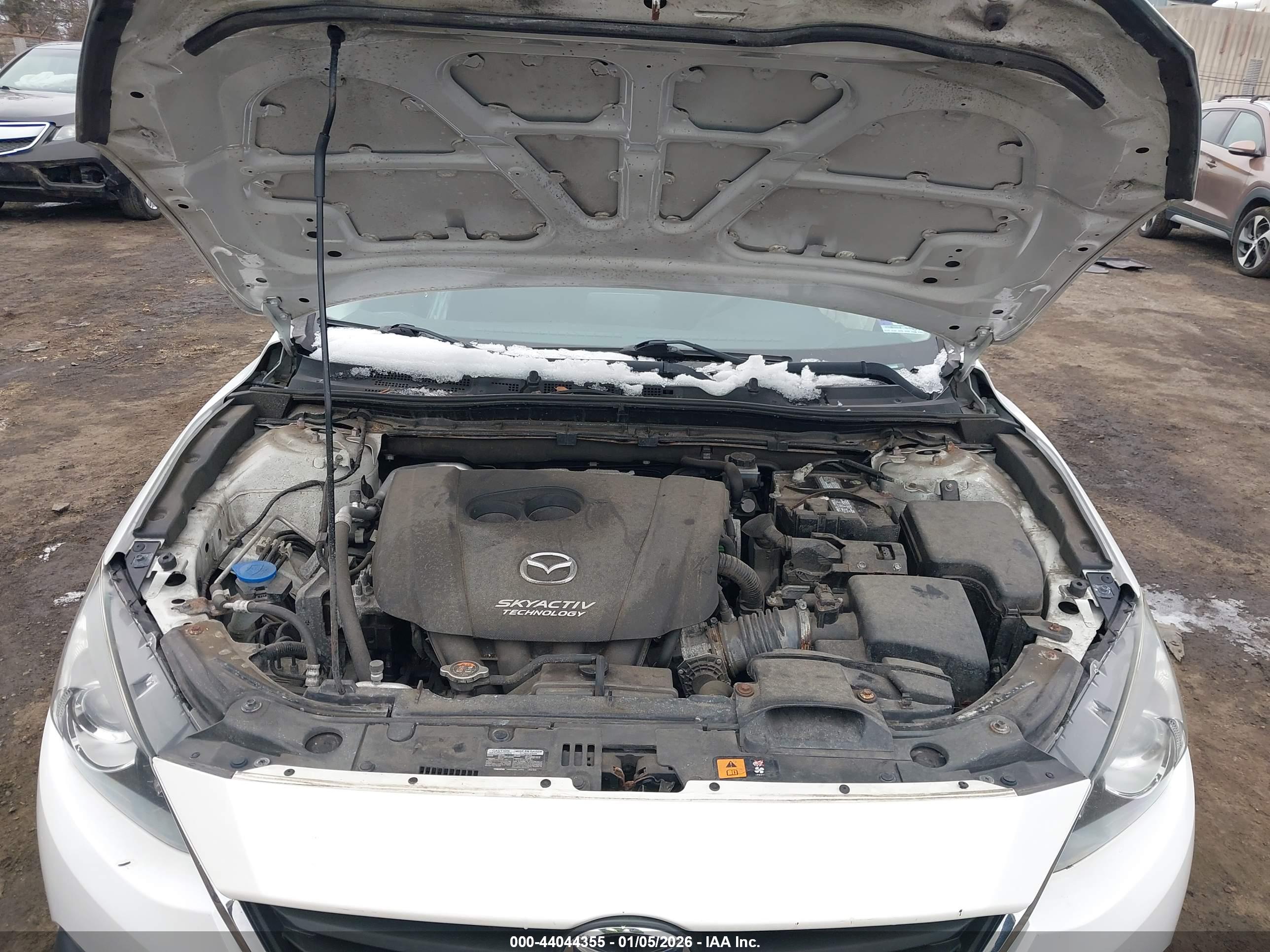 MAZDA MAZDA3 image 10