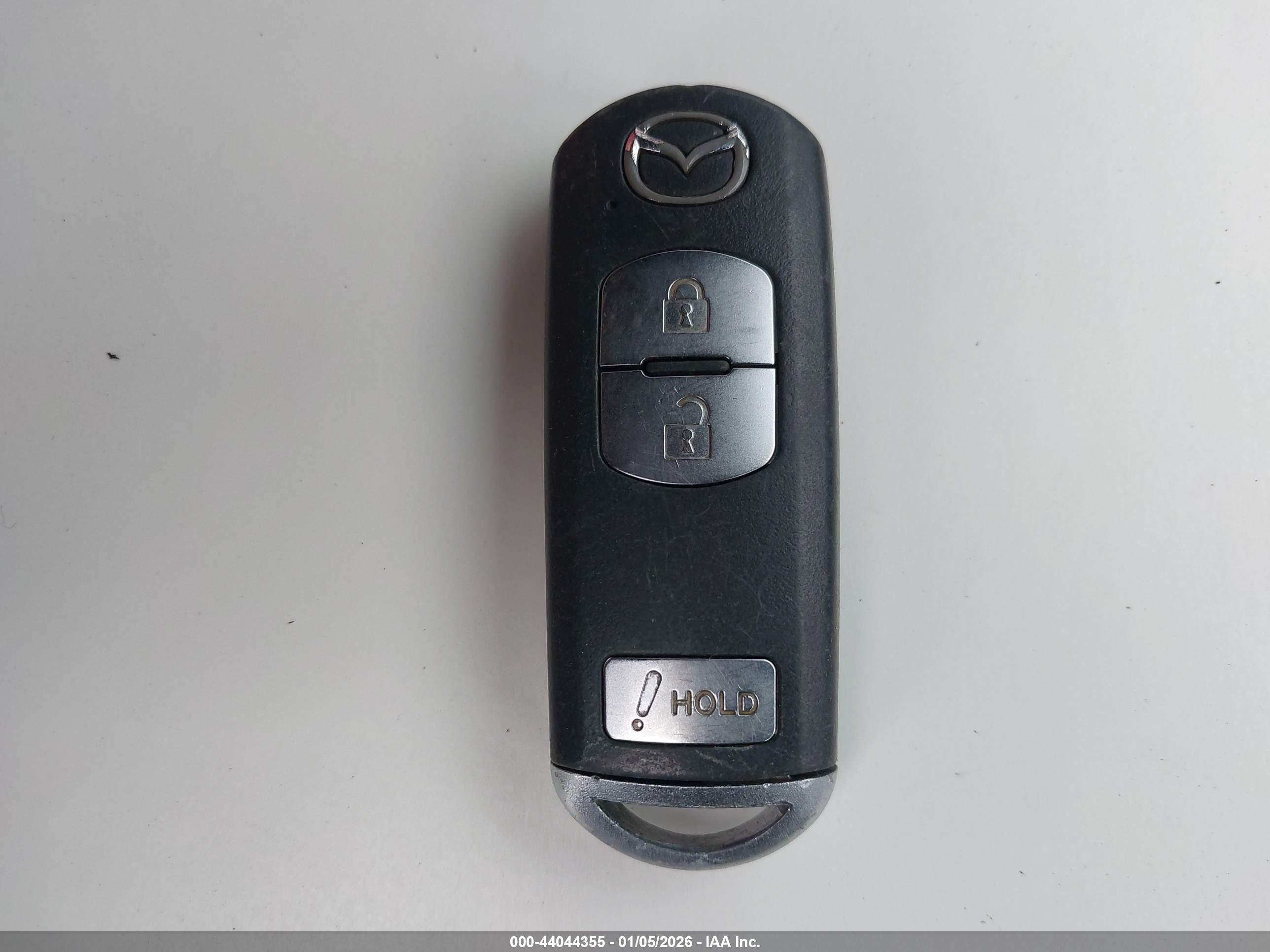 MAZDA MAZDA3 image 11