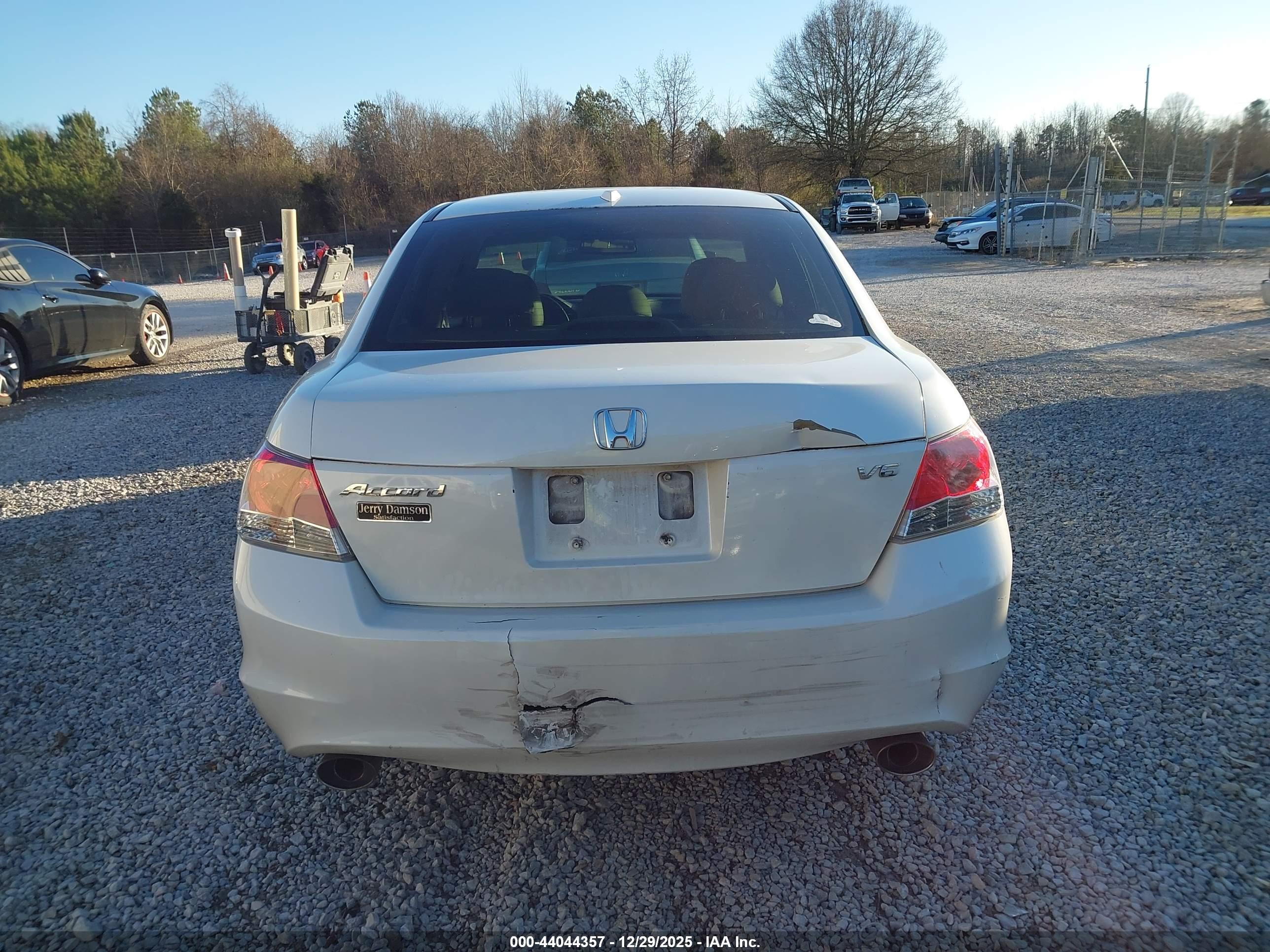 HONDA ACCORD image 6