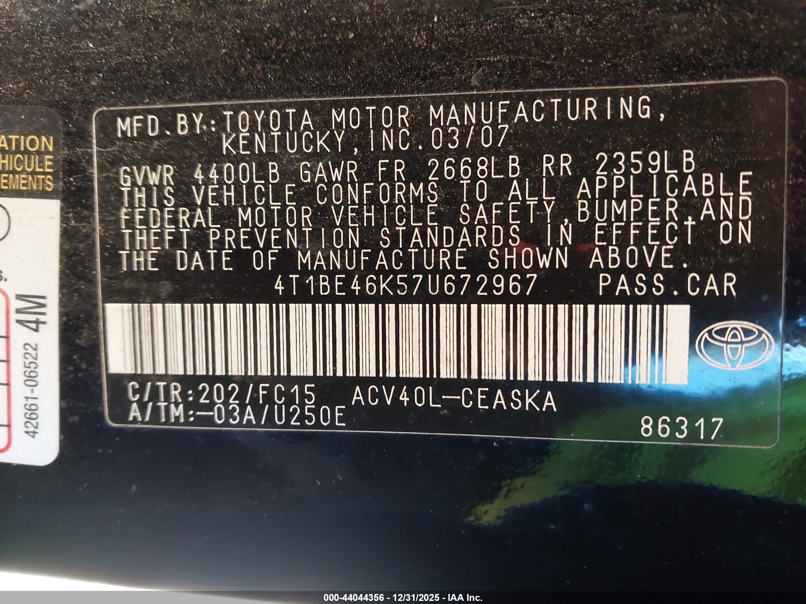 TOYOTA CAMRY image 9