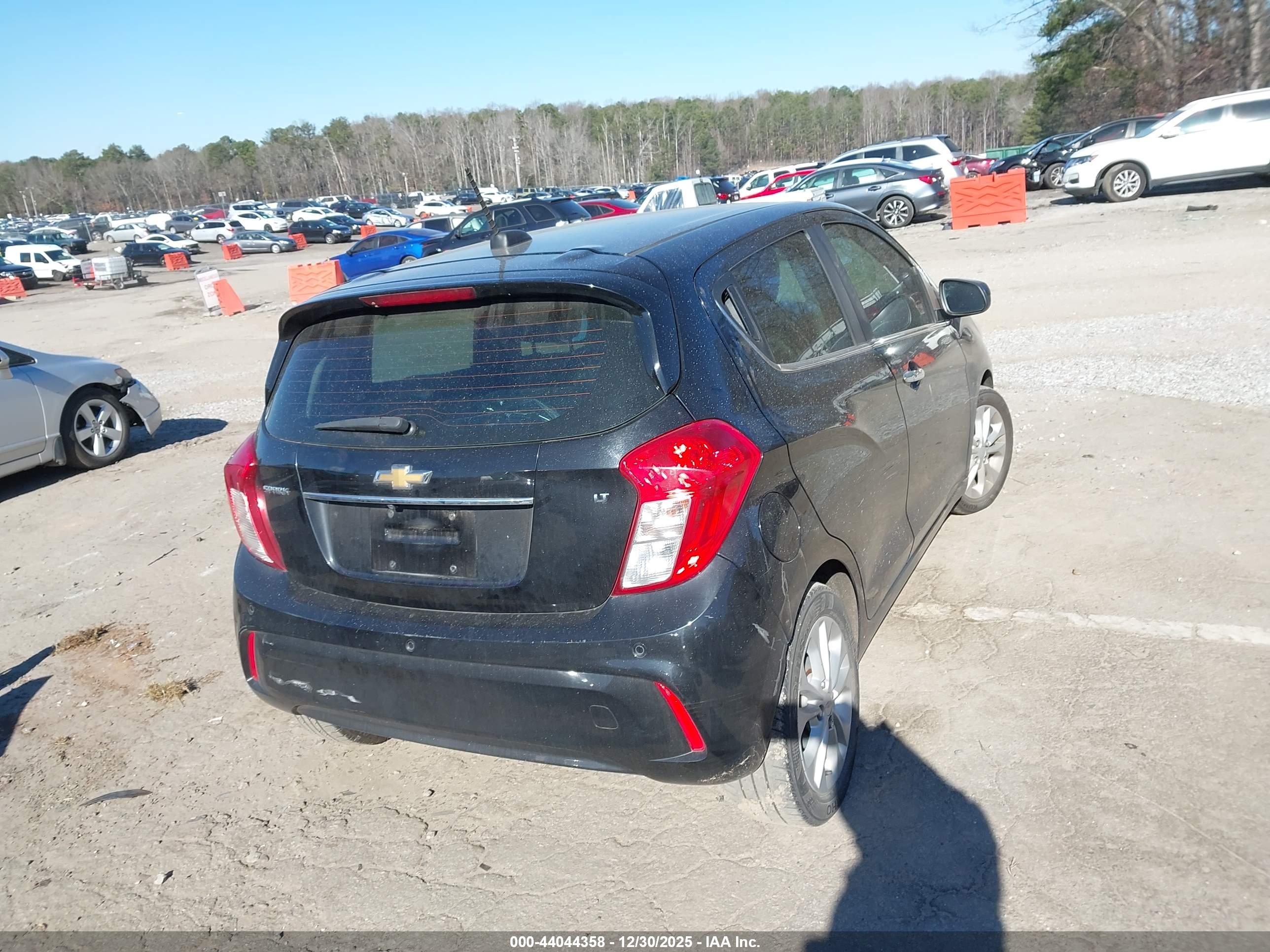 CHEVROLET SPARK image 4