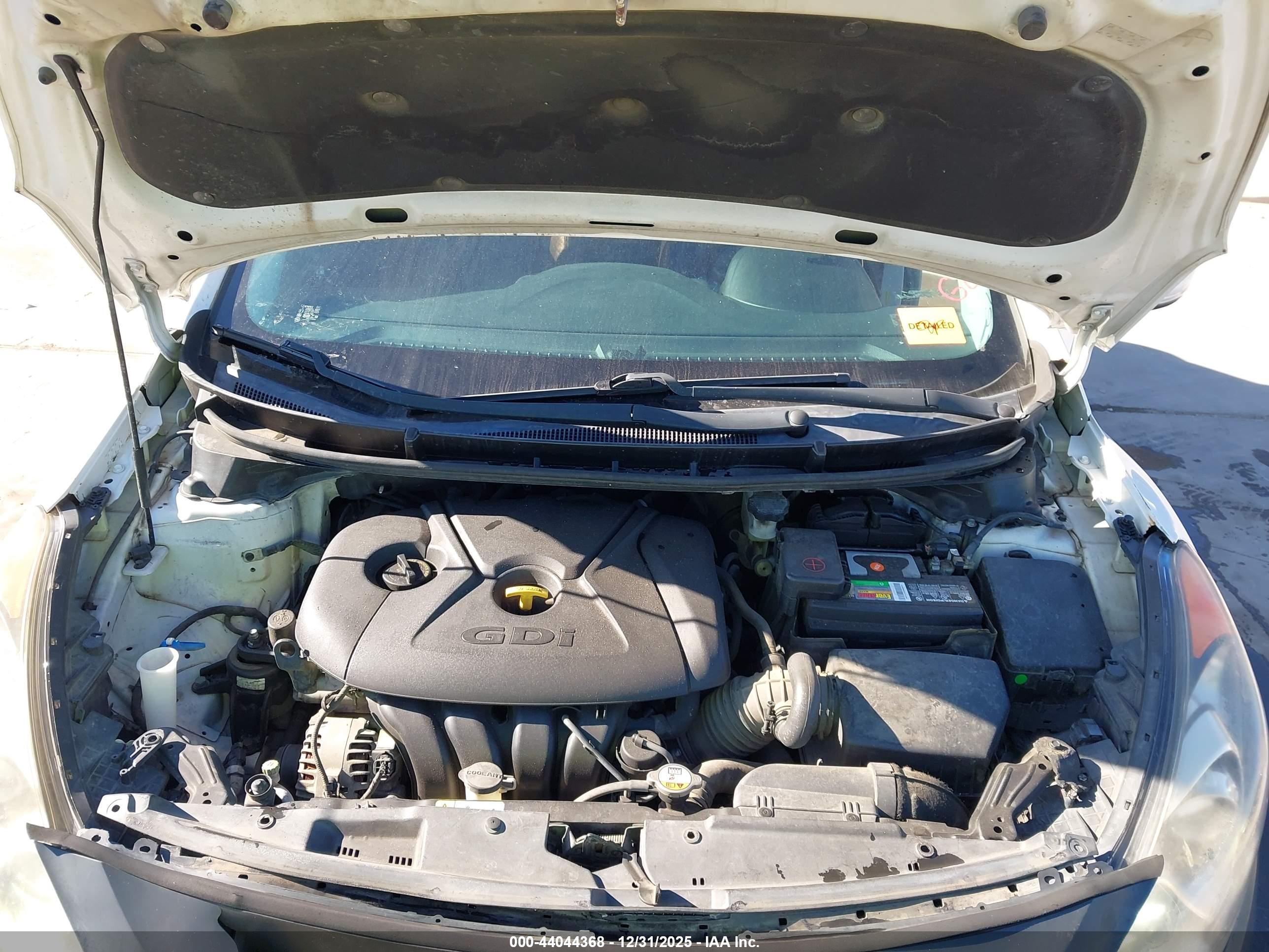 HYUNDAI ELANTRA image 10
