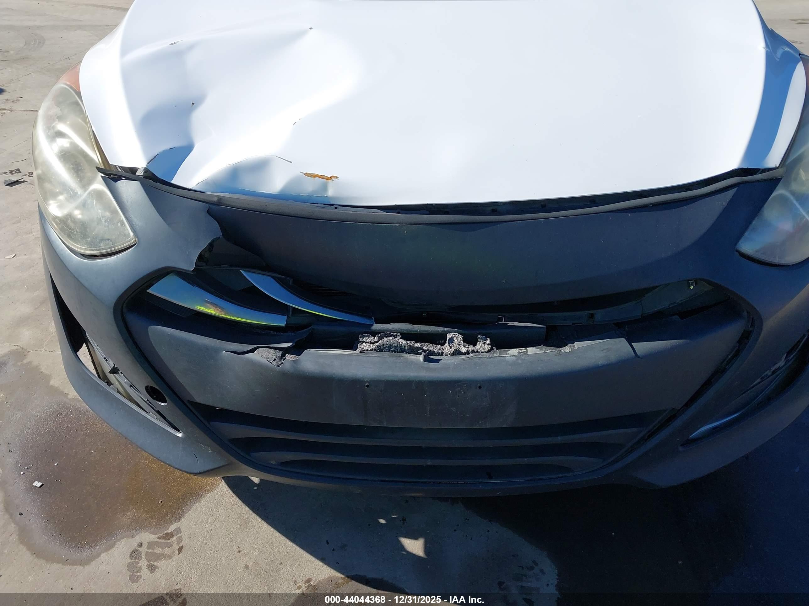 HYUNDAI ELANTRA image 6