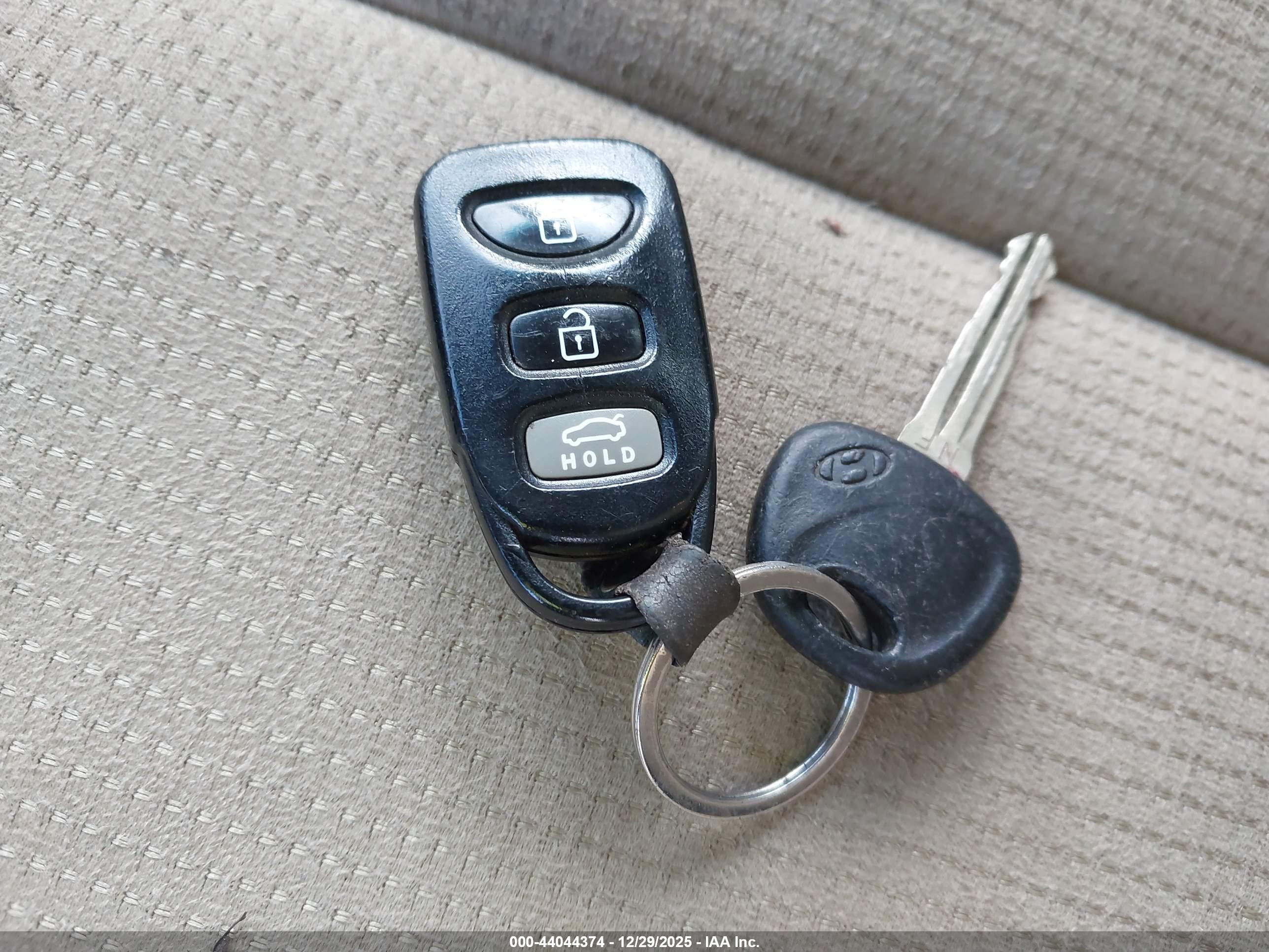HYUNDAI SONATA image 11