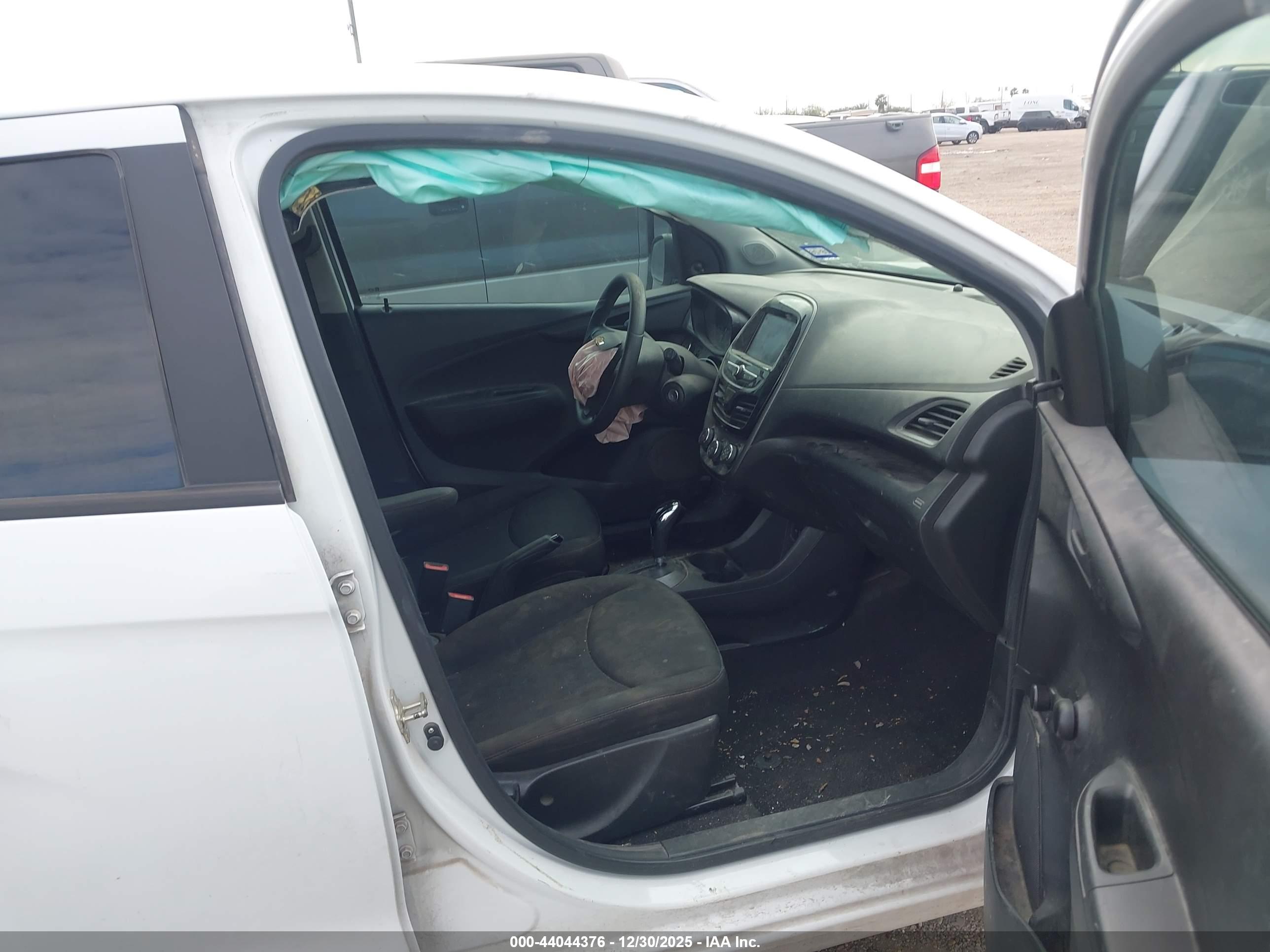CHEVROLET SPARK image 5