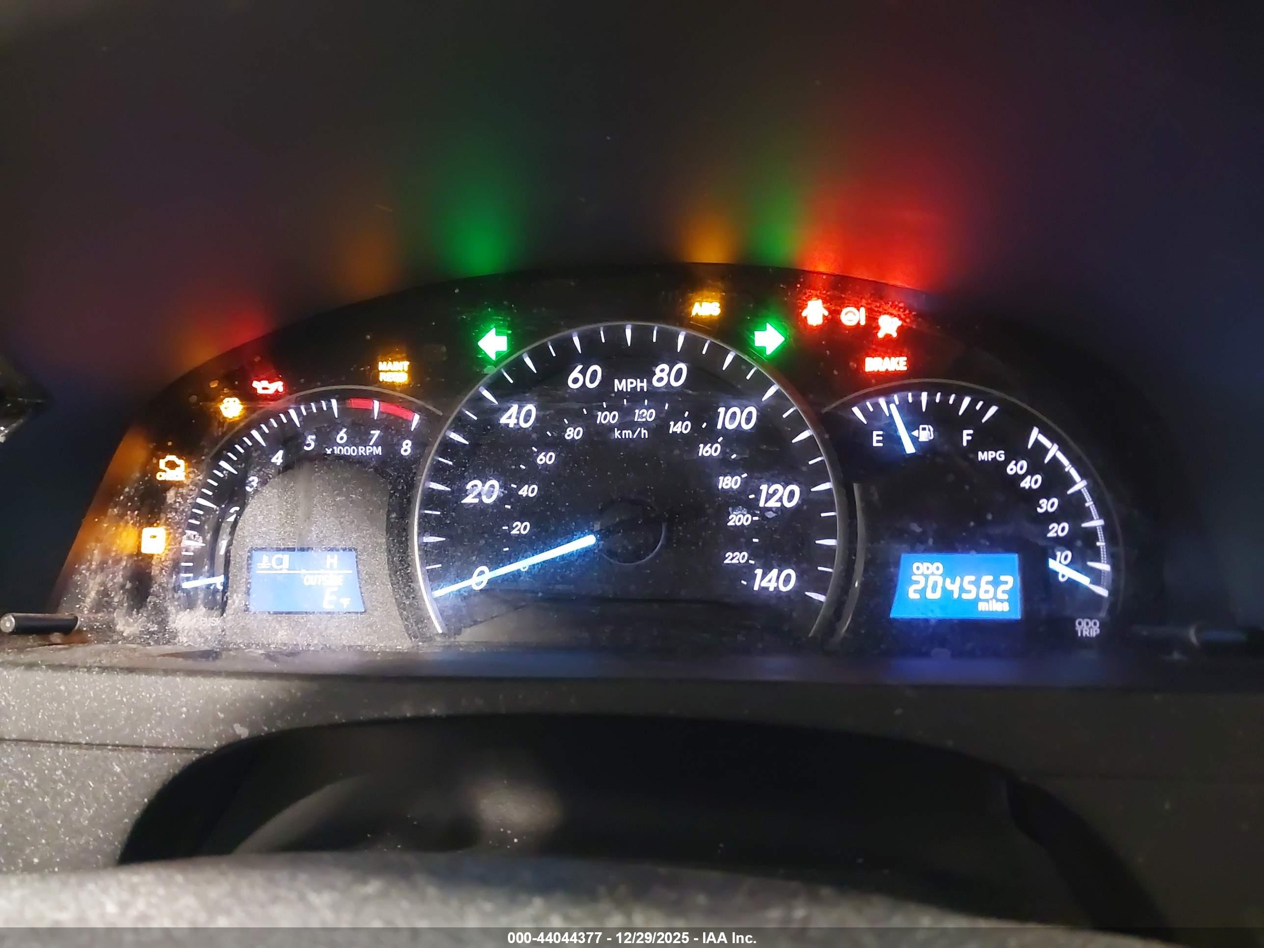 TOYOTA CAMRY image 7
