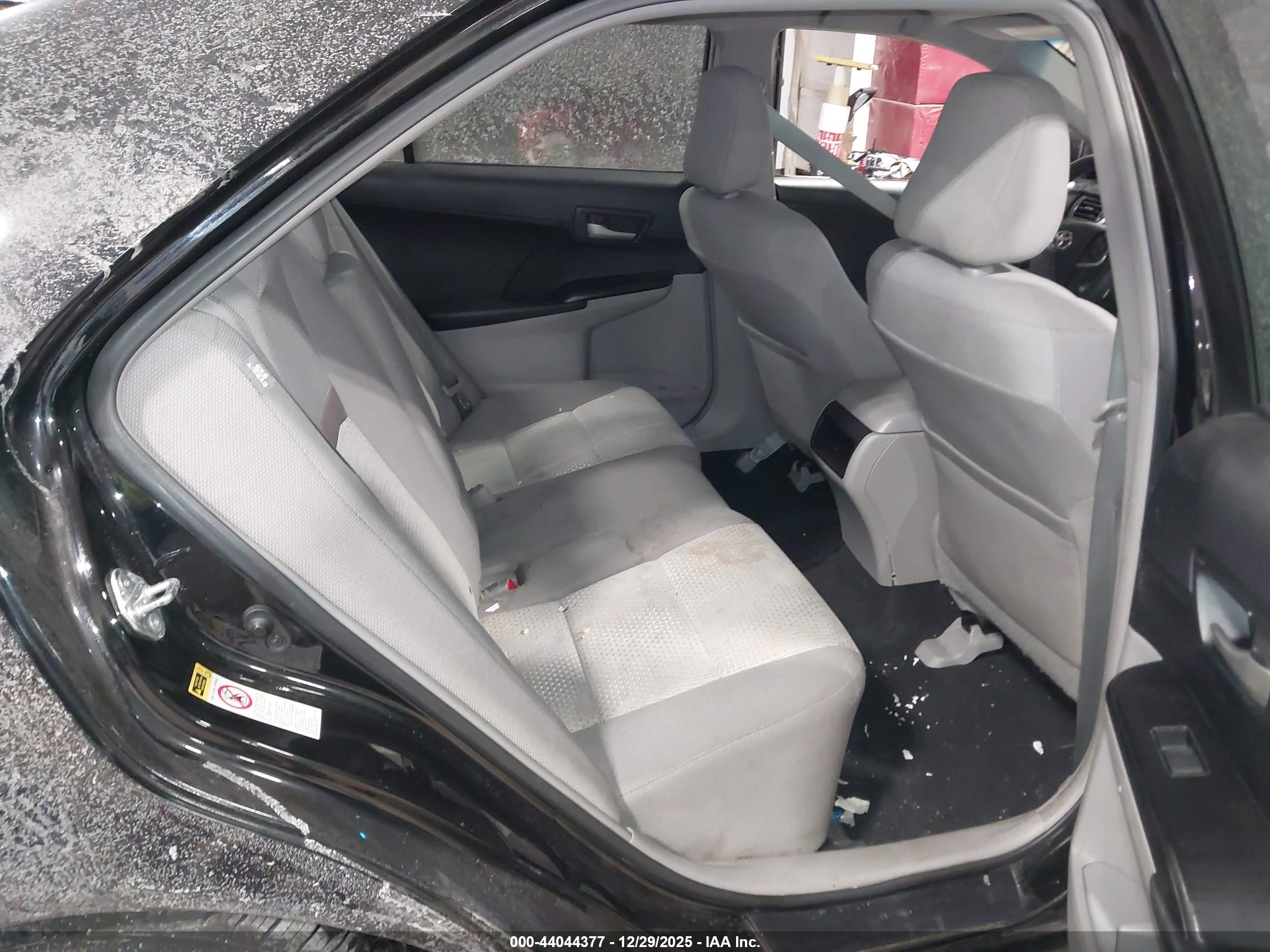 TOYOTA CAMRY image 8