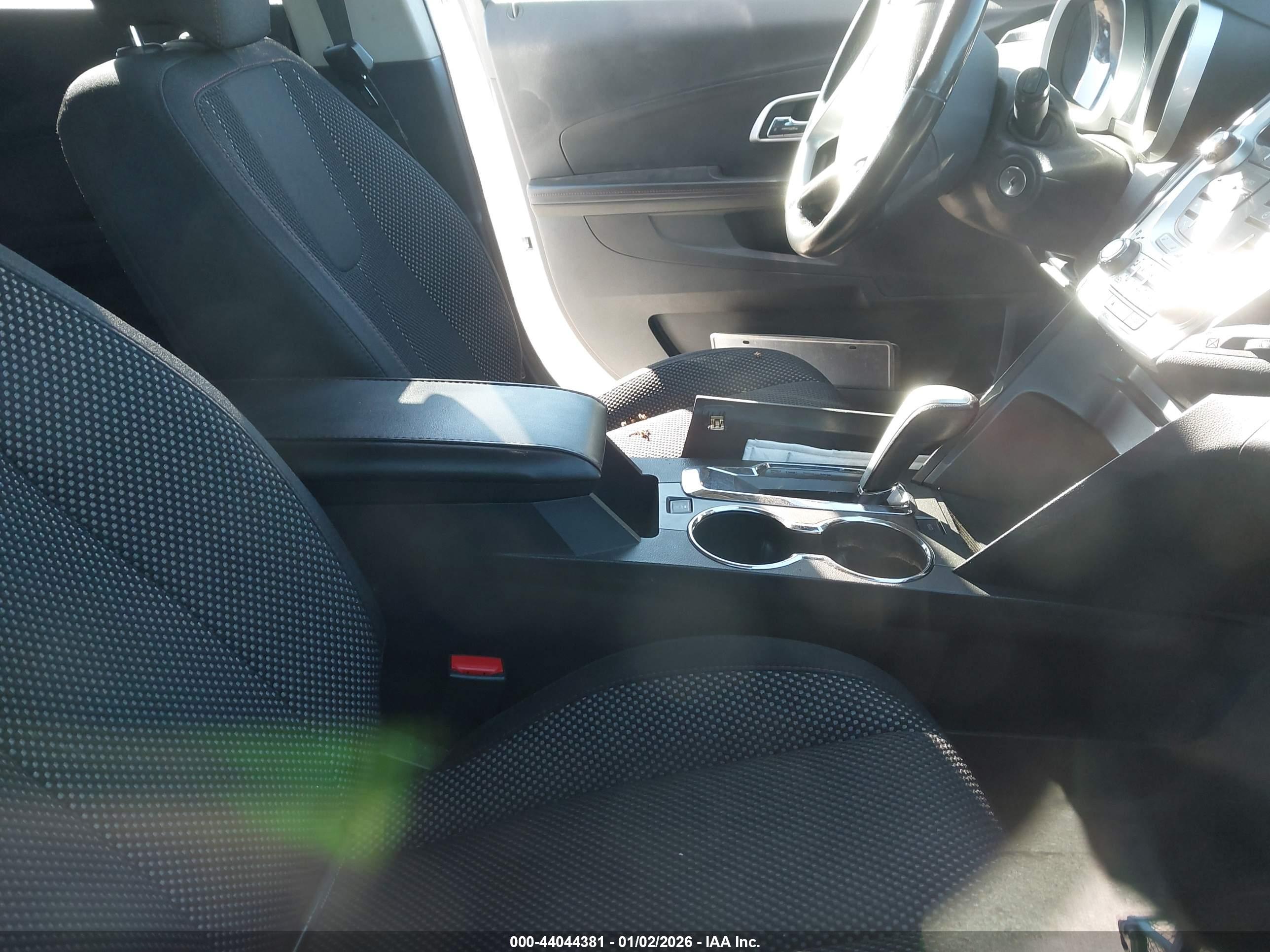 CHEVROLET EQUINOX image 5
