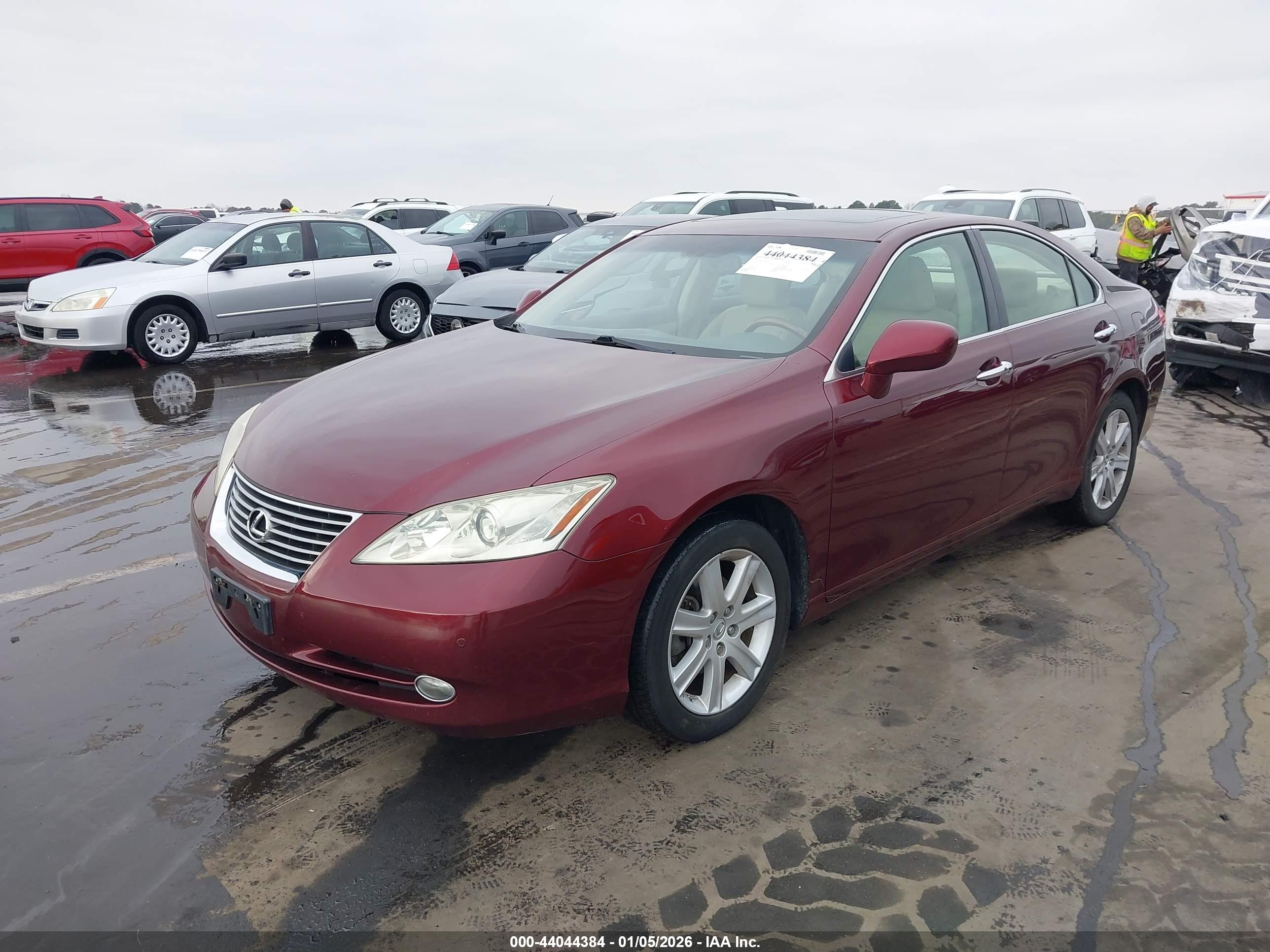 LEXUS ES image 2