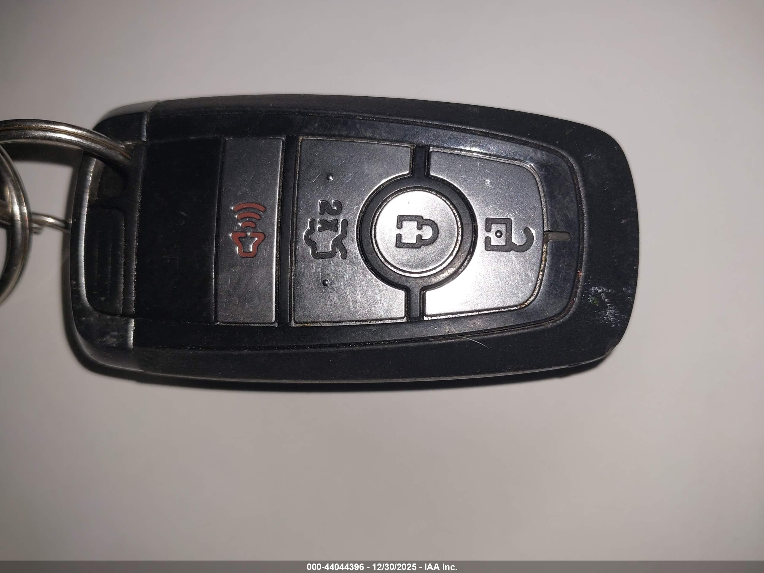 FORD FUSION image 11