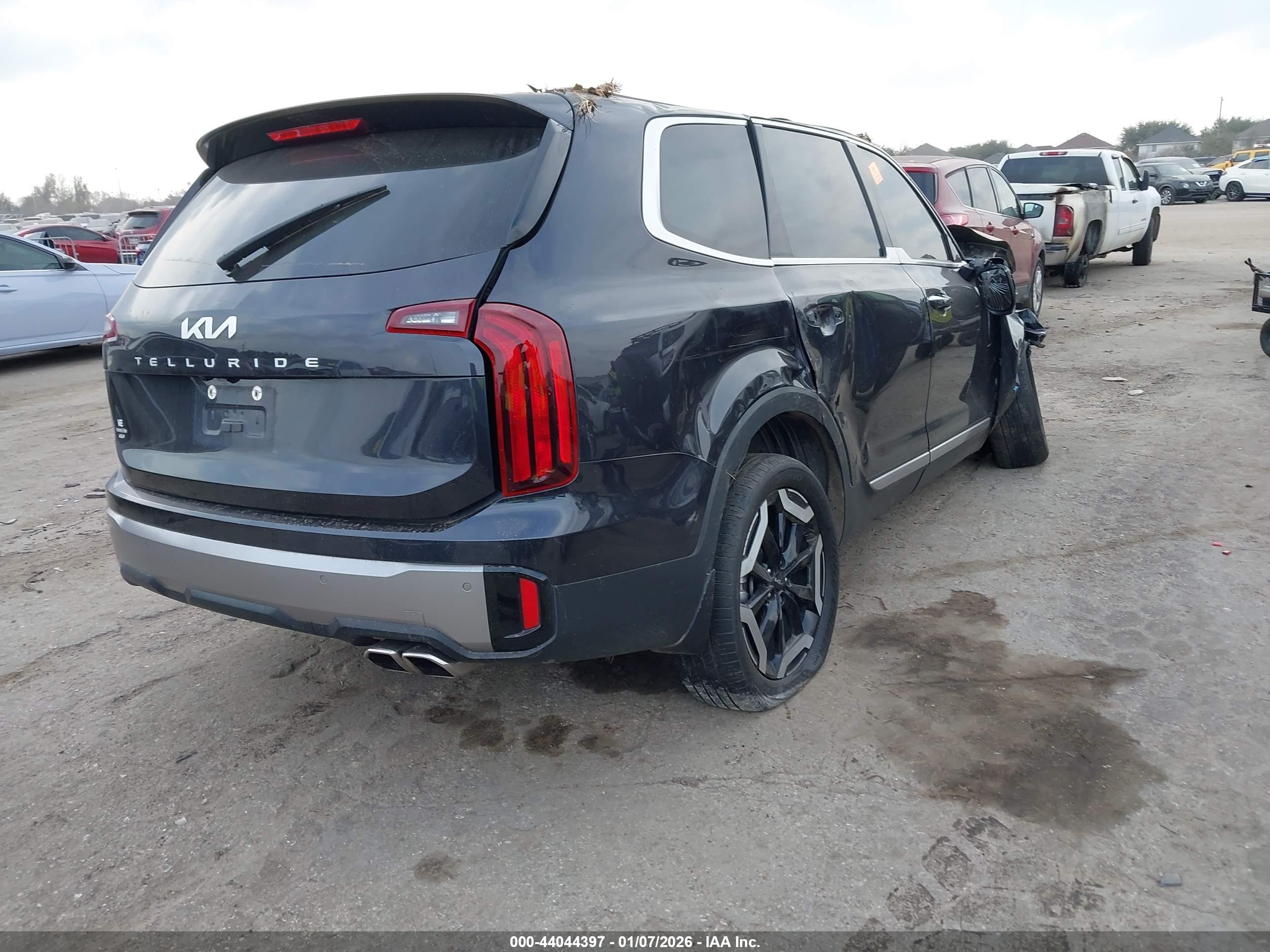 KIA TELLURIDE image 4