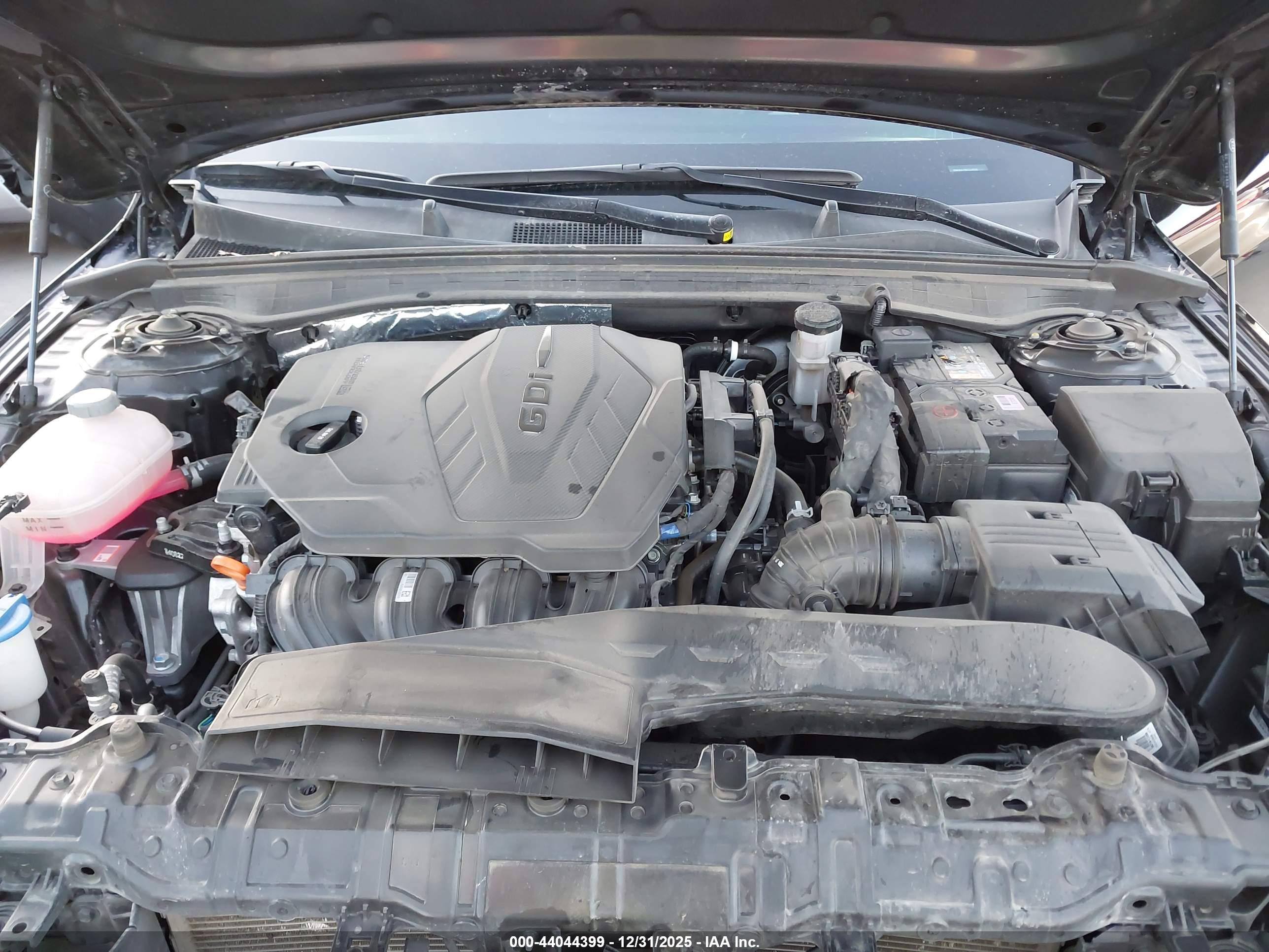 KIA K5 image 10
