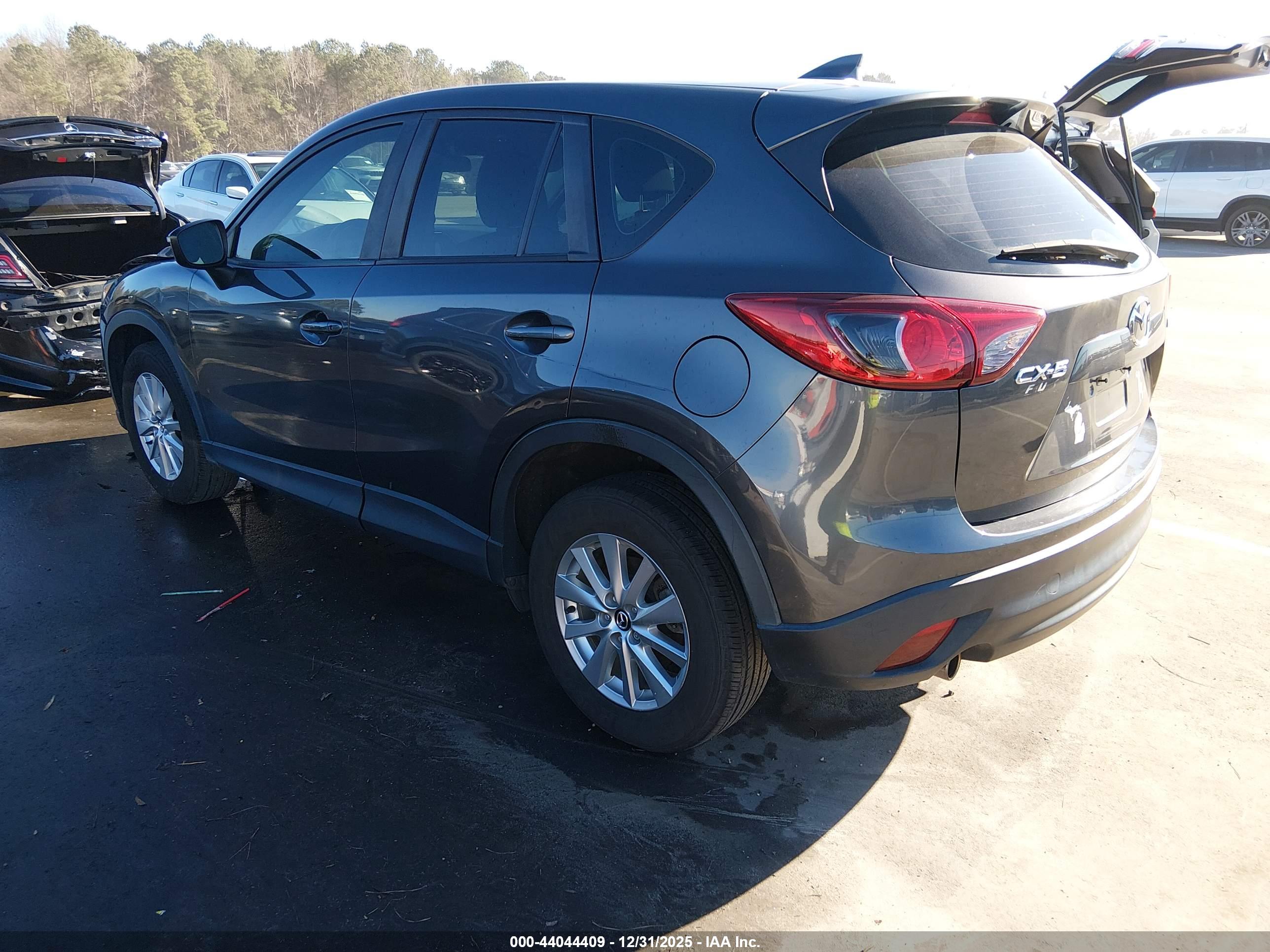 MAZDA CX-5 image 3