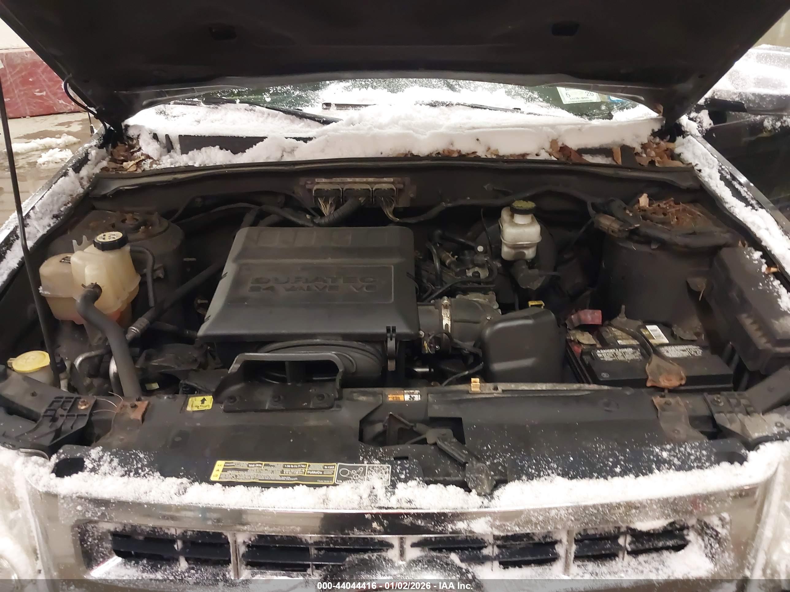 FORD ESCAPE image 10