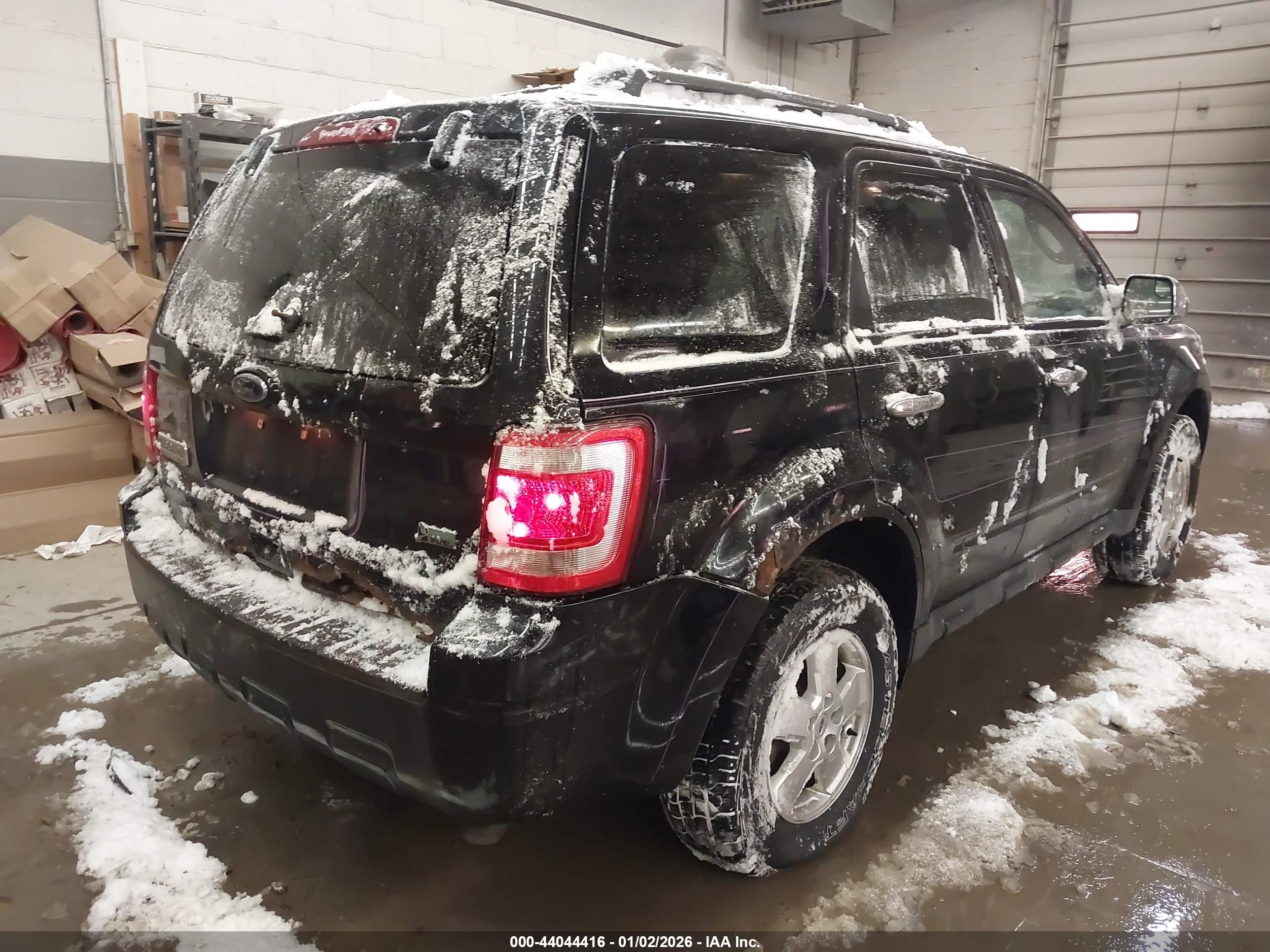 FORD ESCAPE image 4