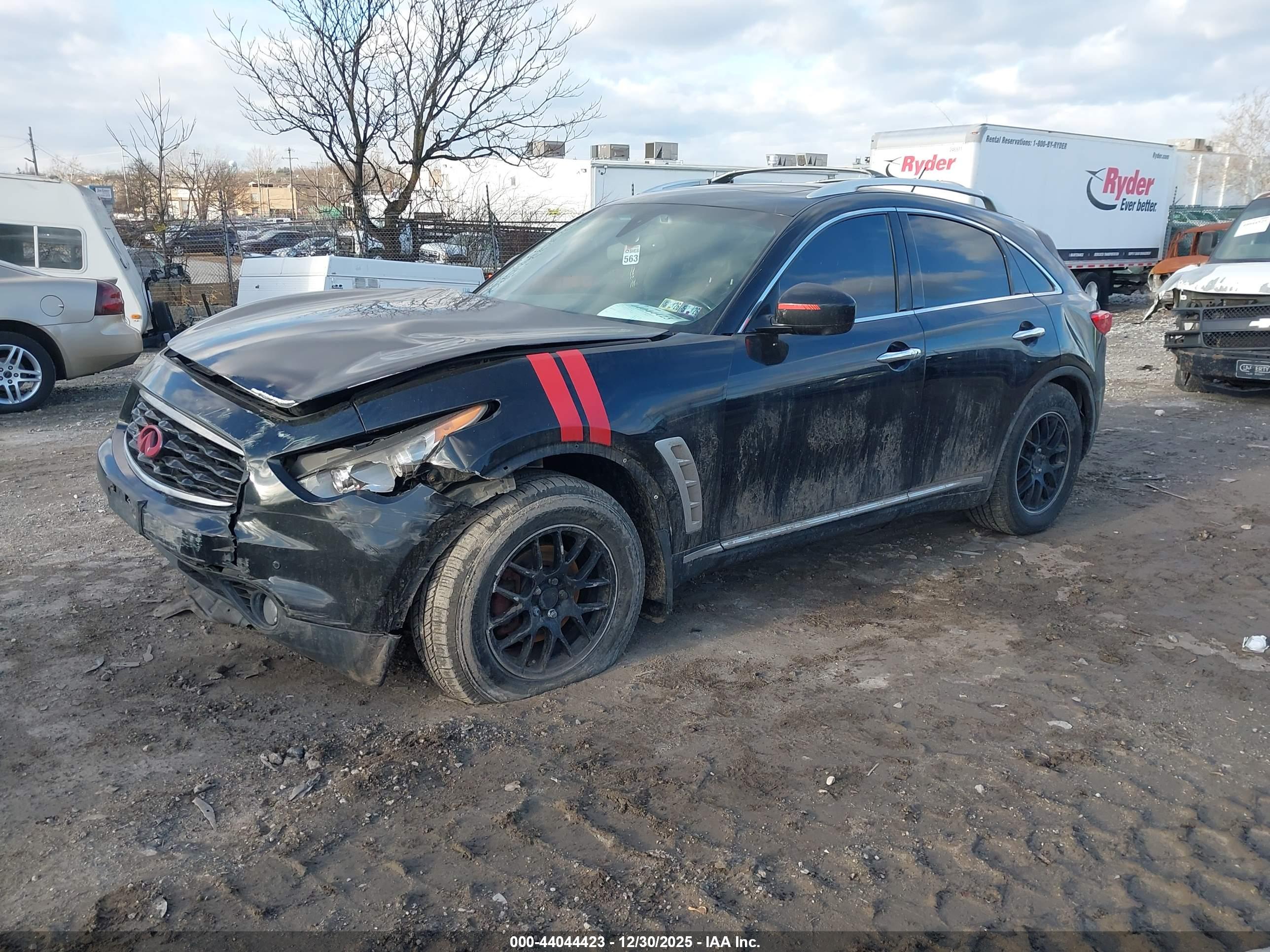 INFINITI FX35 image 2
