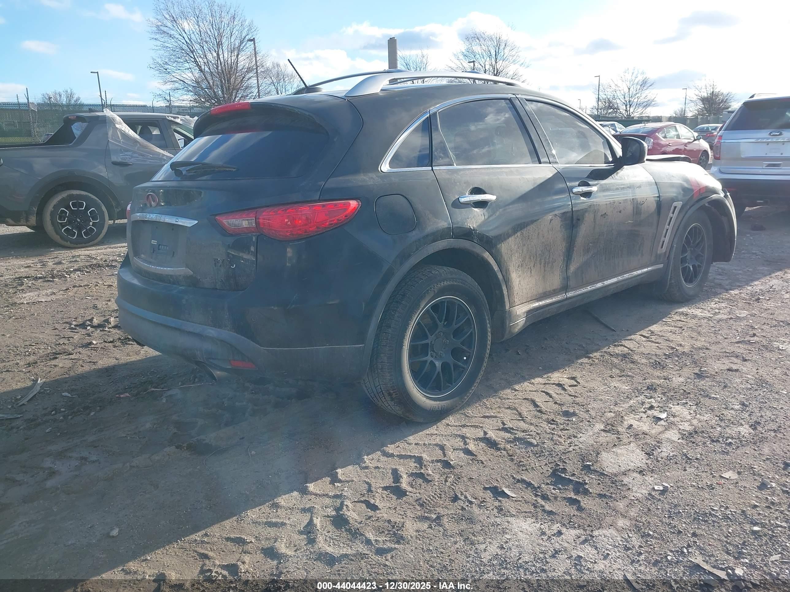 INFINITI FX35 image 4