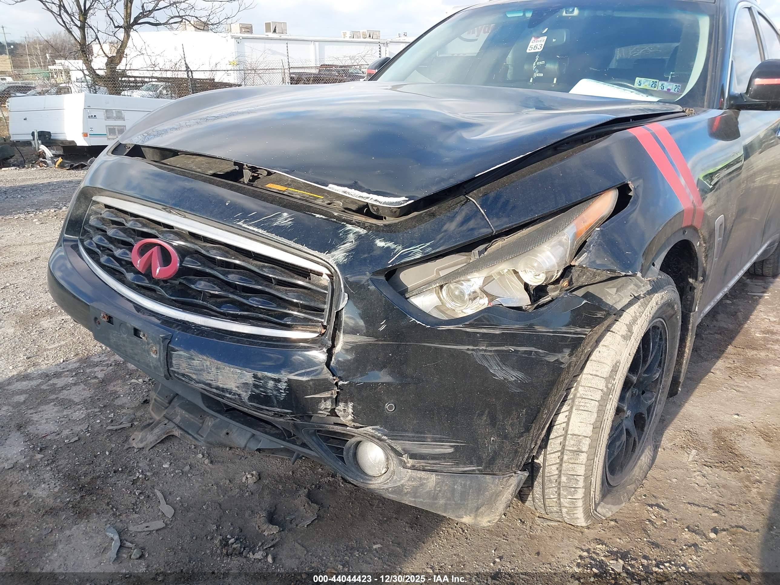 INFINITI FX35 image 6