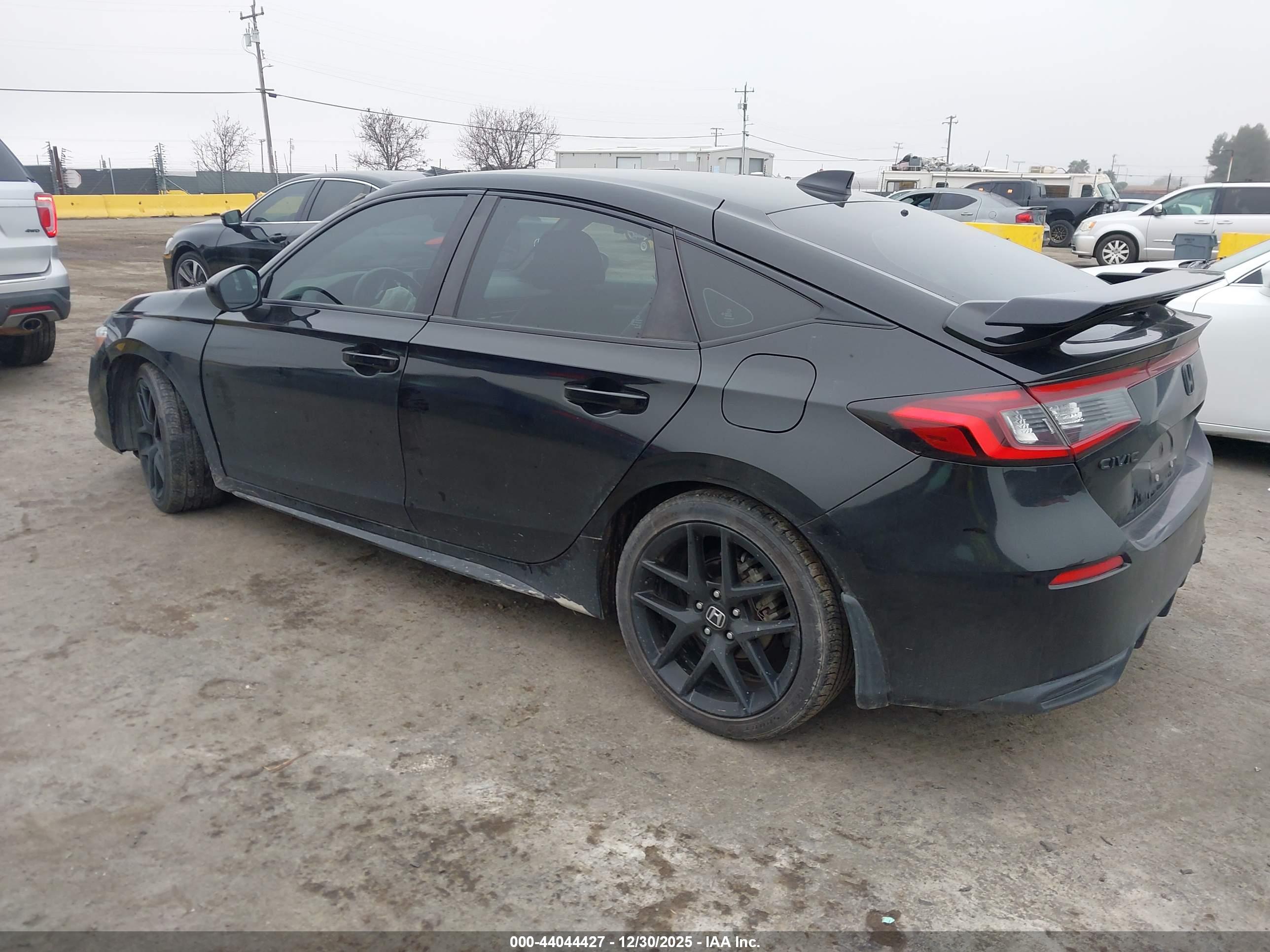 HONDA CIVIC image 3