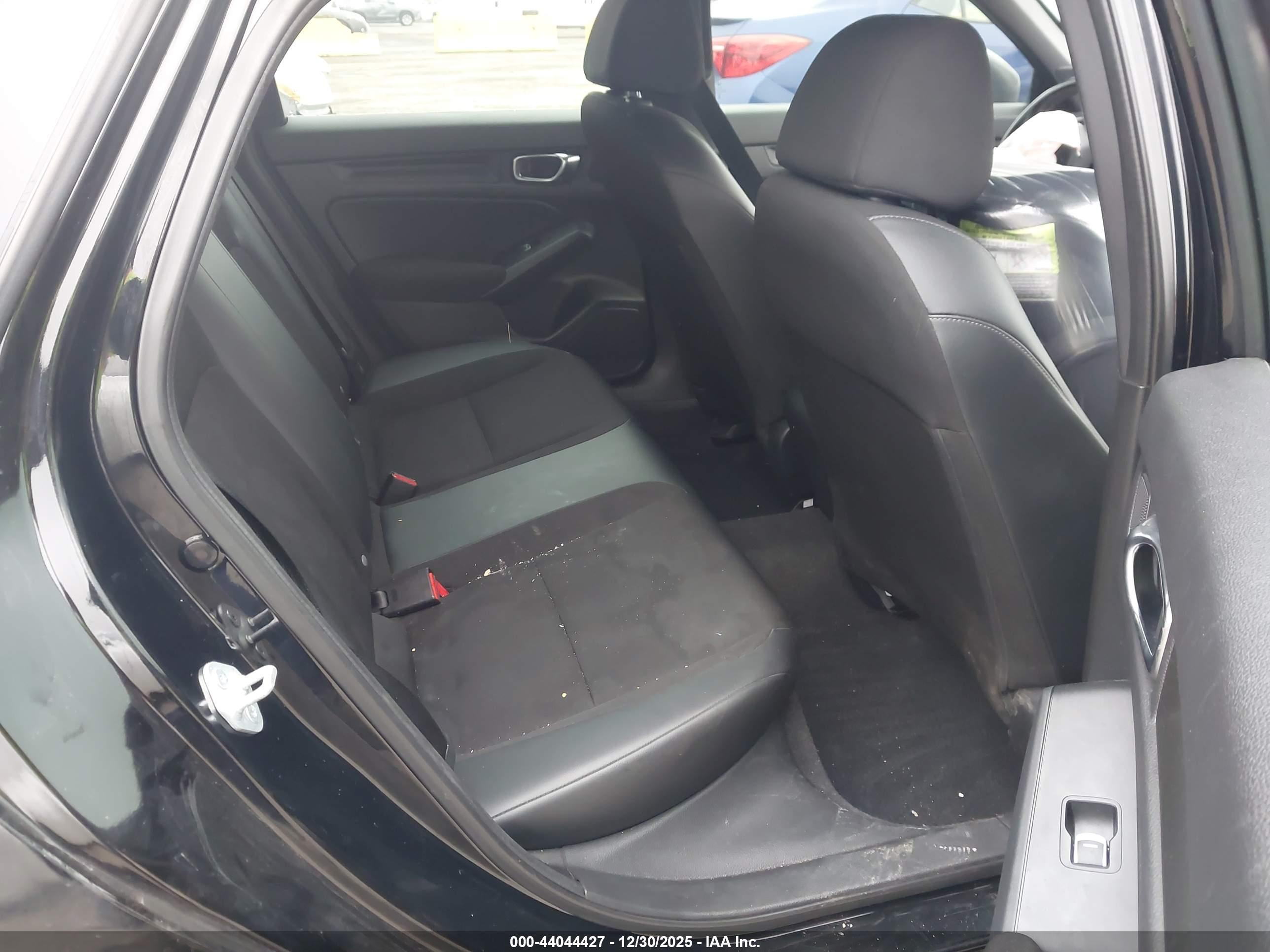 HONDA CIVIC image 8