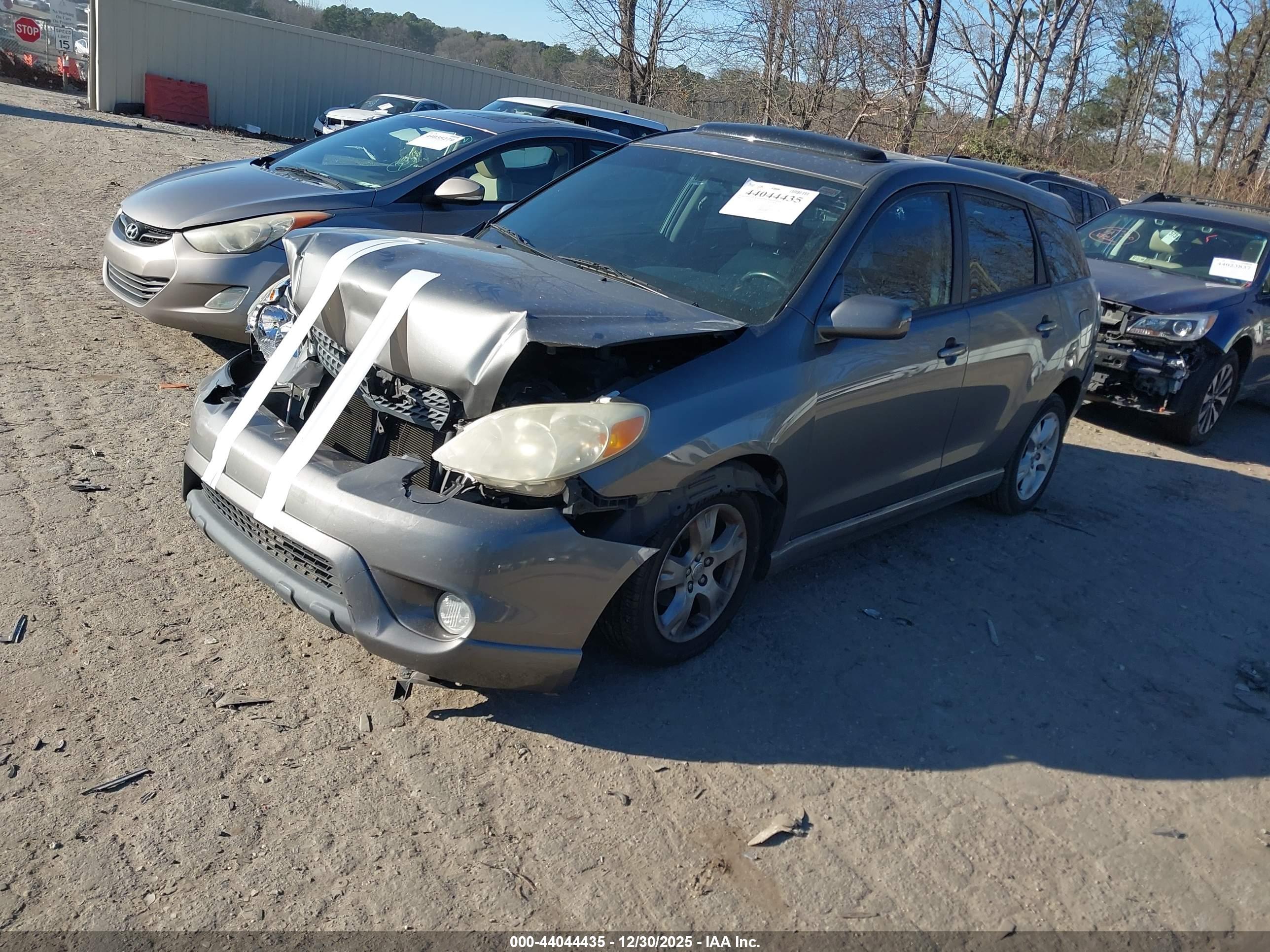 TOYOTA MATRIX image 2