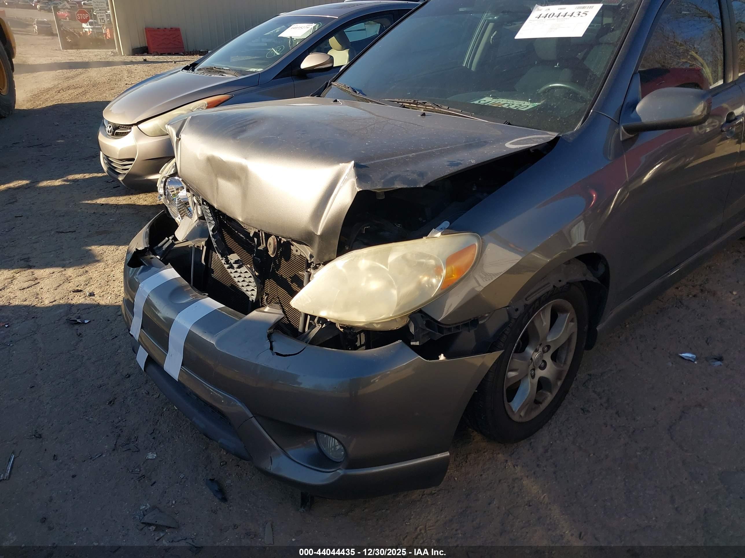 TOYOTA MATRIX image 6