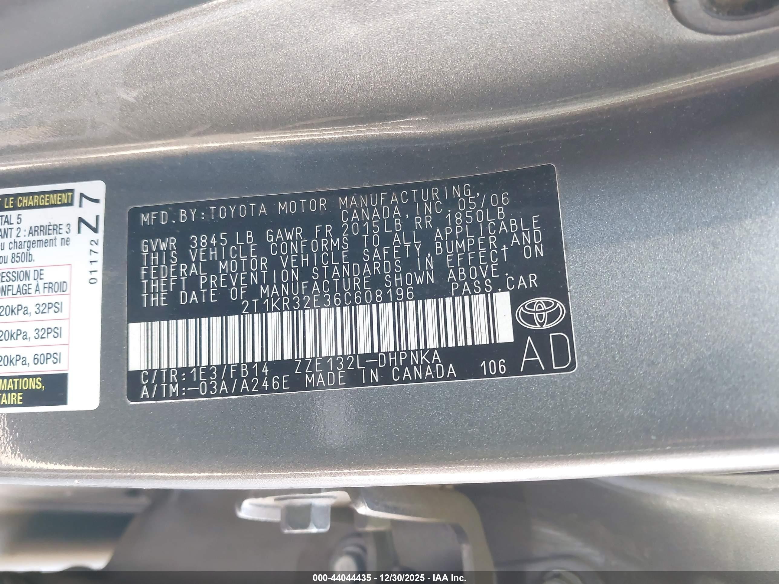 TOYOTA MATRIX image 9