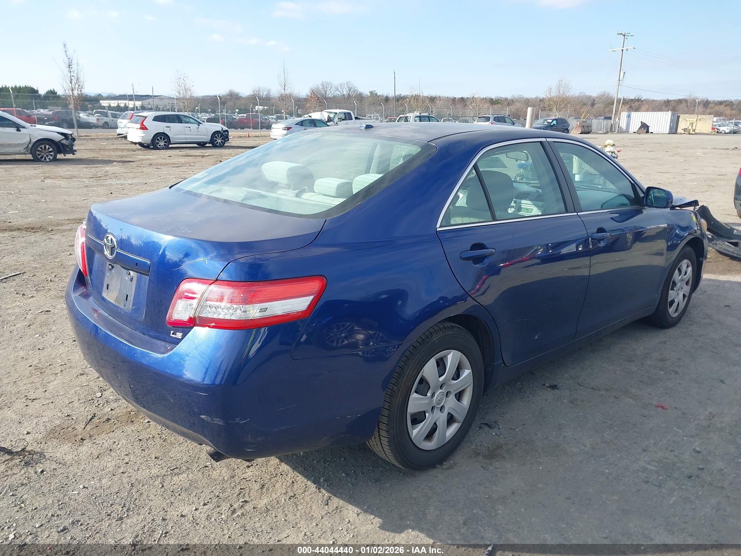 TOYOTA CAMRY image 4