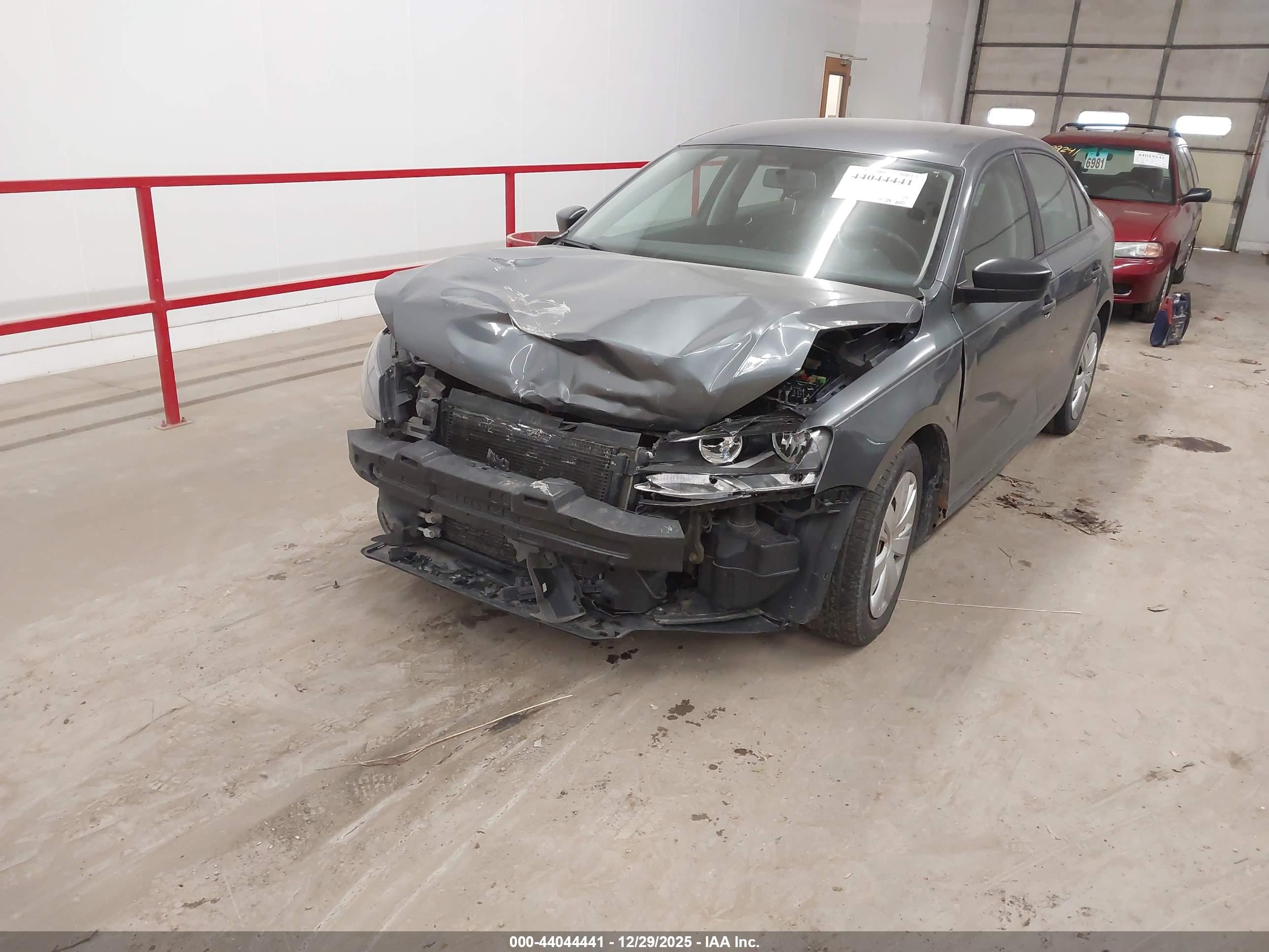 VOLKSWAGEN JETTA image 2
