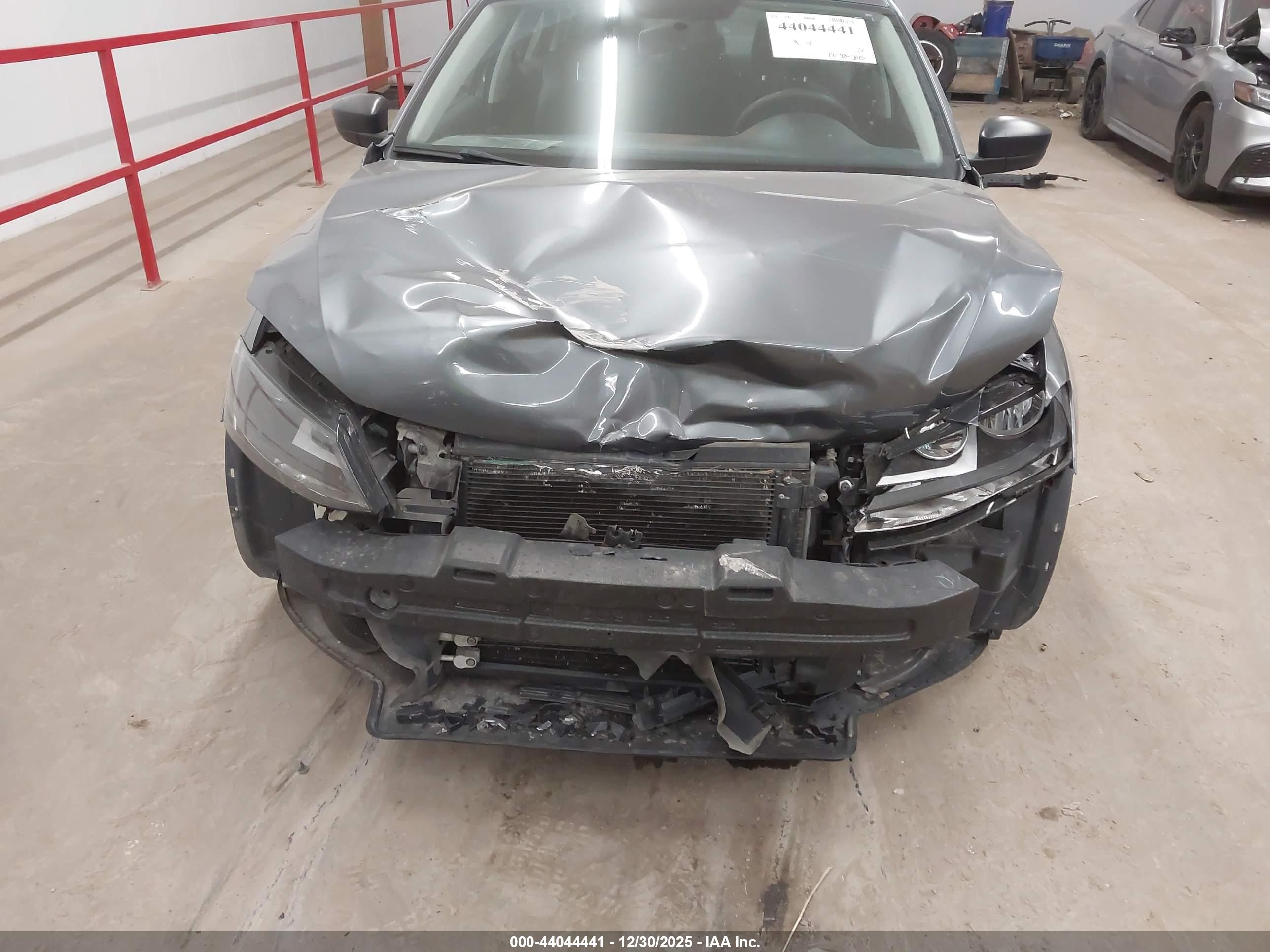 VOLKSWAGEN JETTA image 6