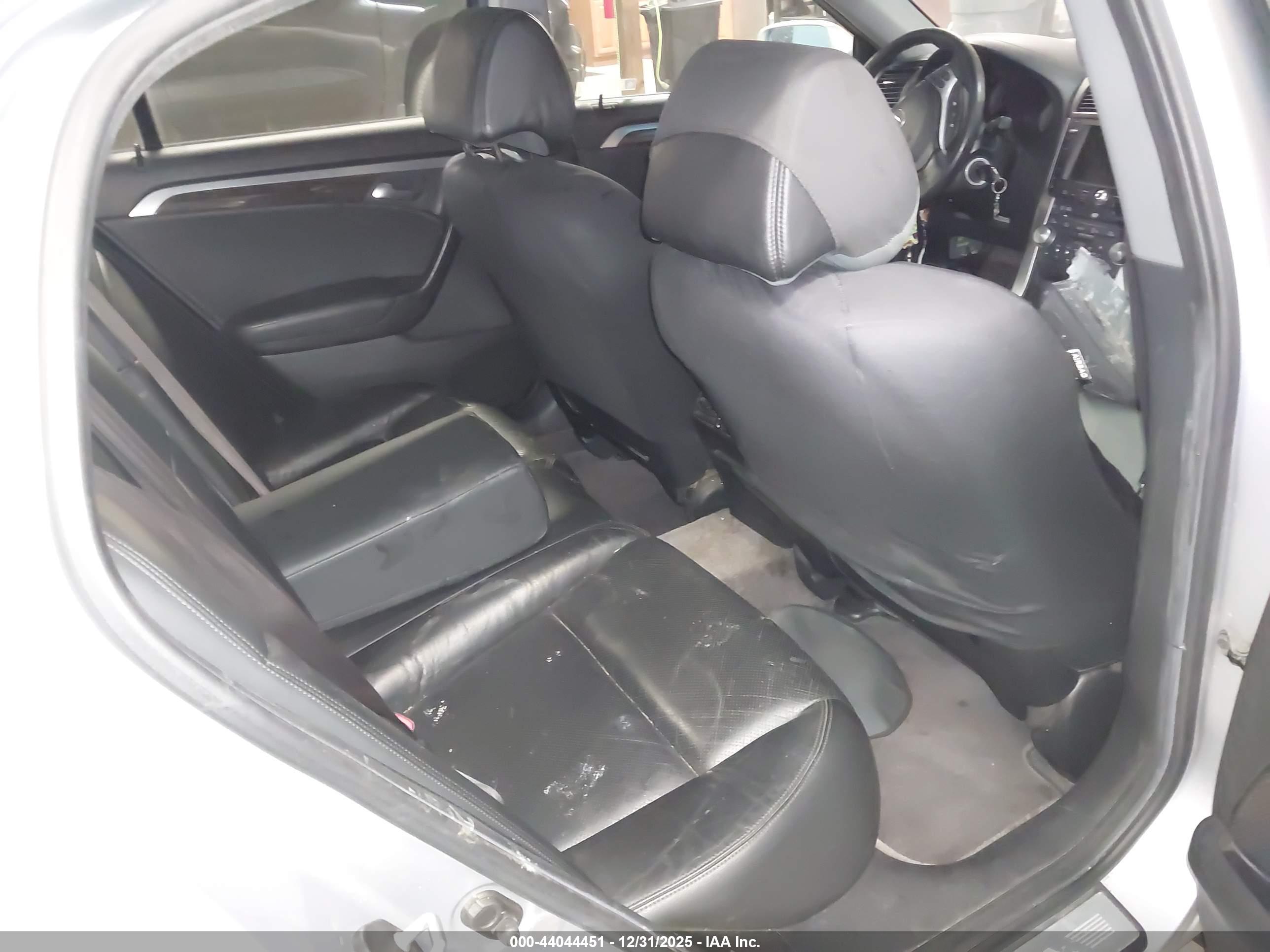 ACURA TL image 8
