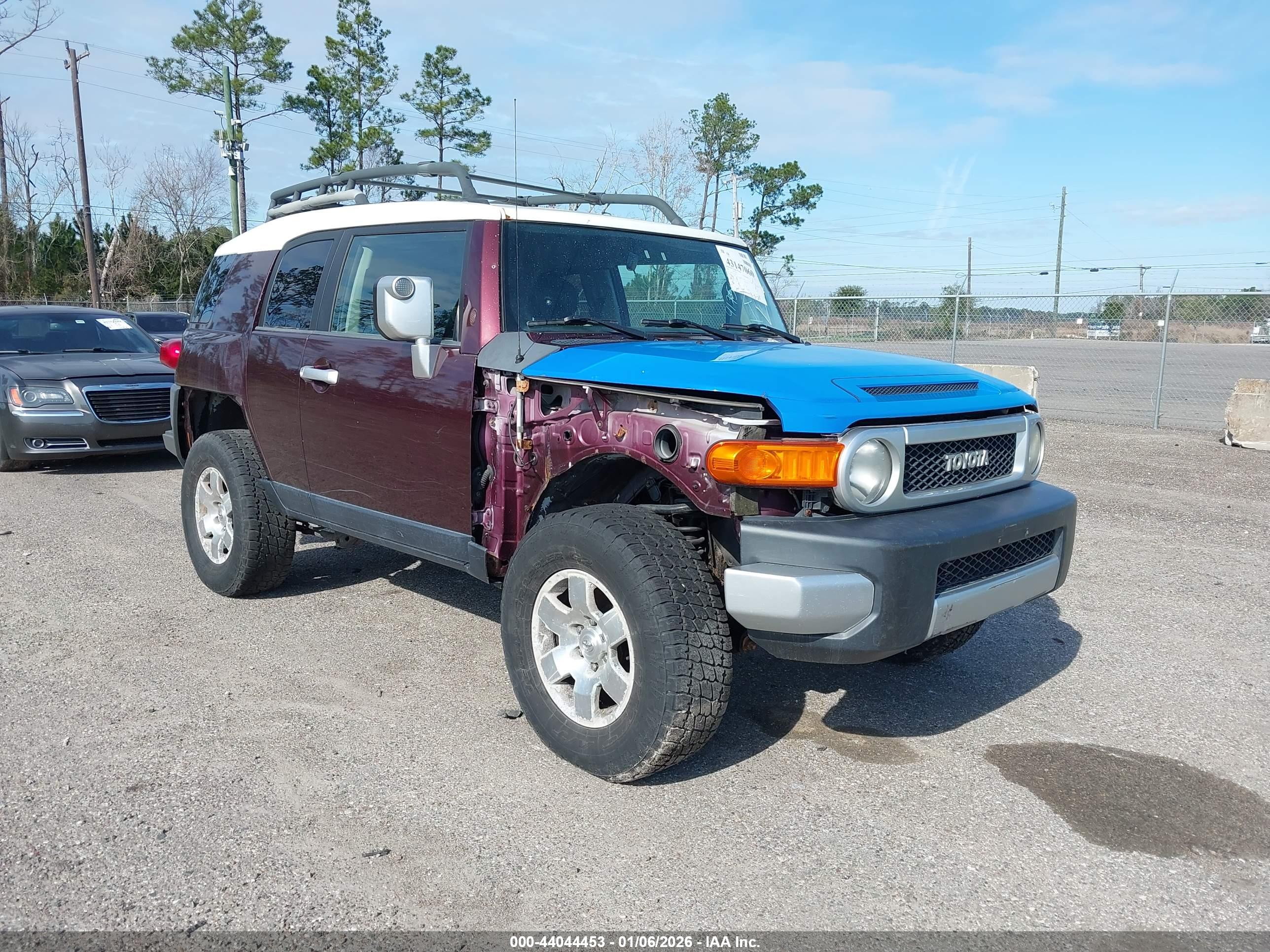 TOYOTA FJ image 6