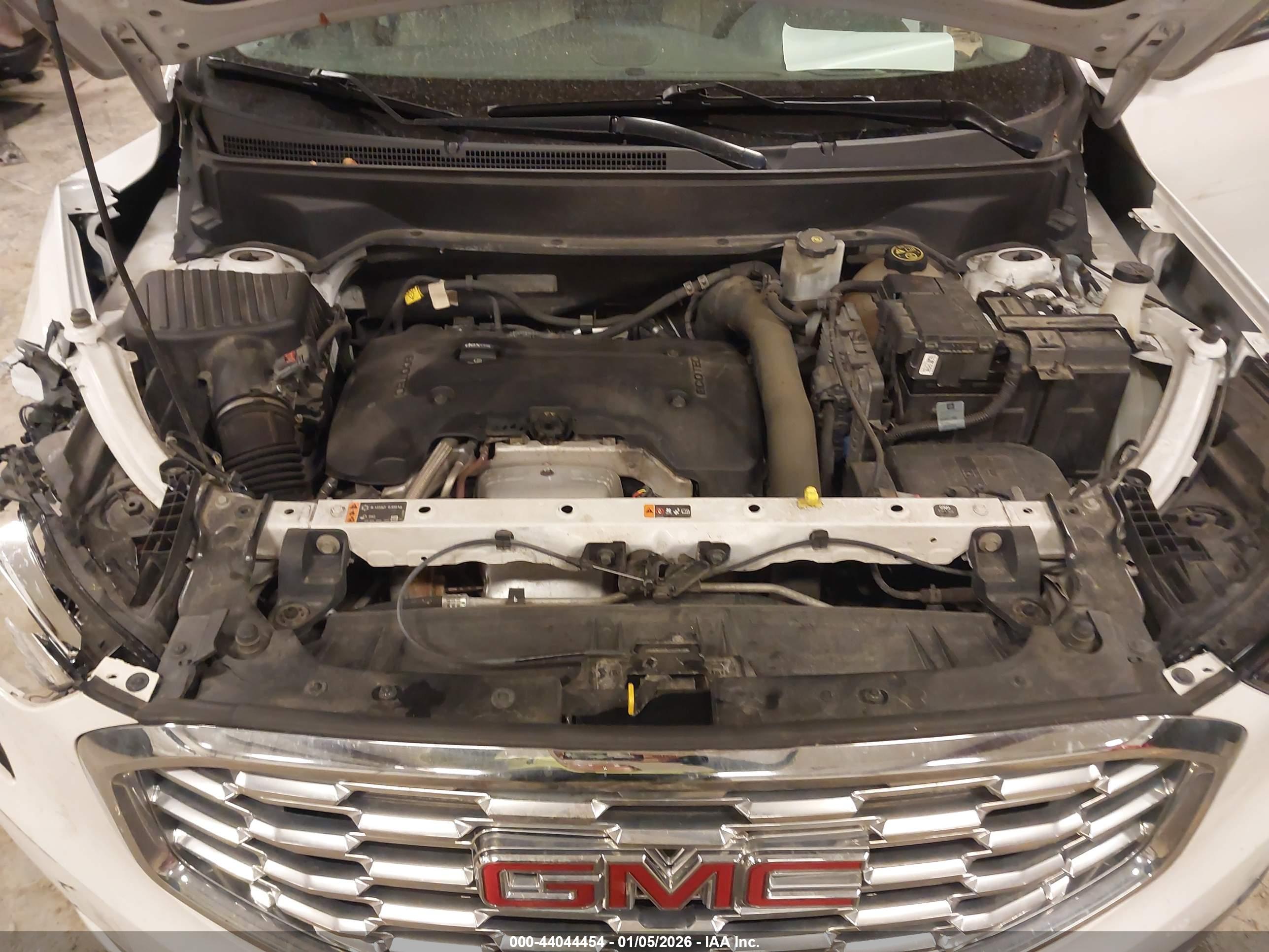 GMC TERRAIN image 10