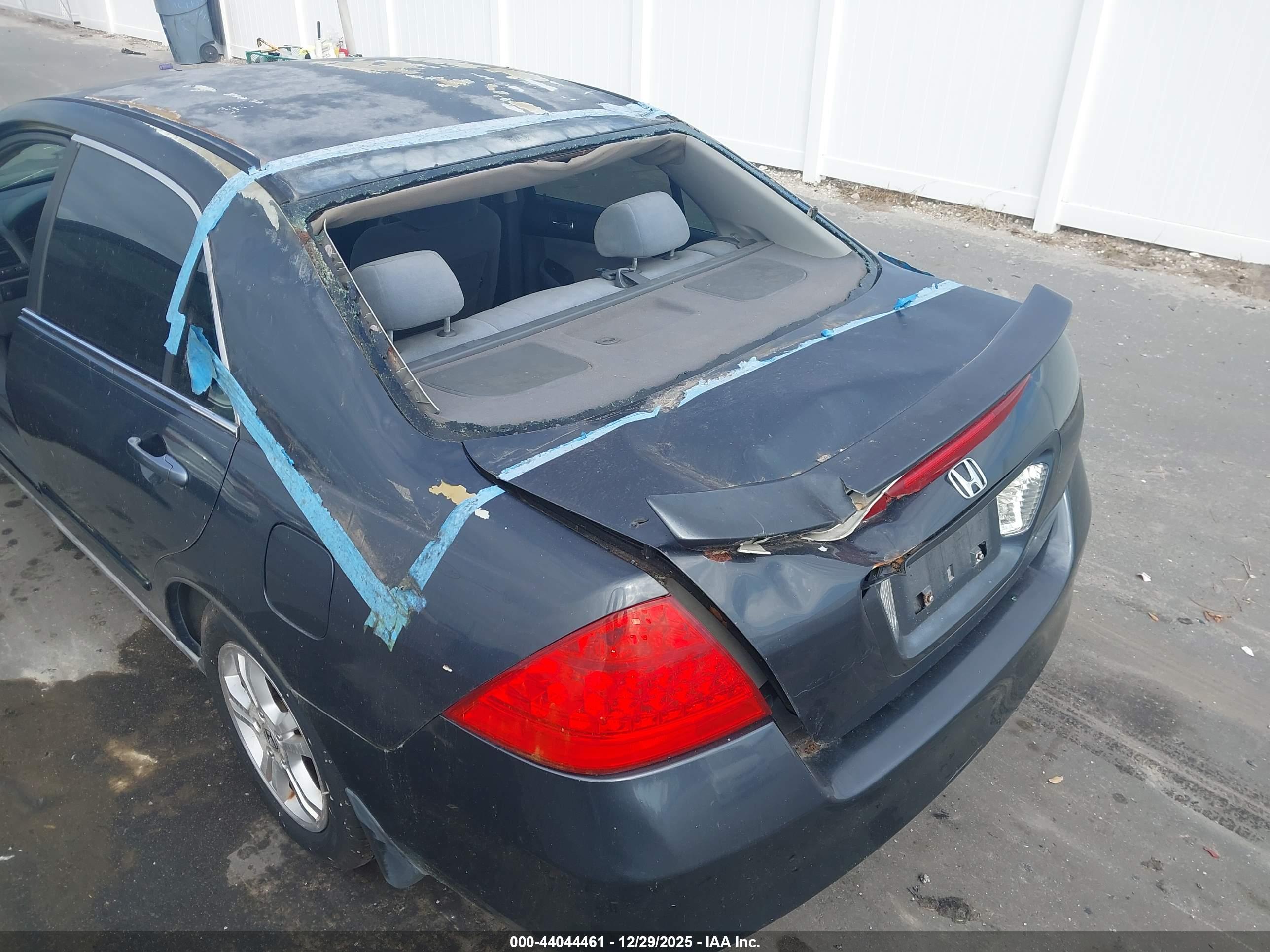 HONDA ACCORD image 6