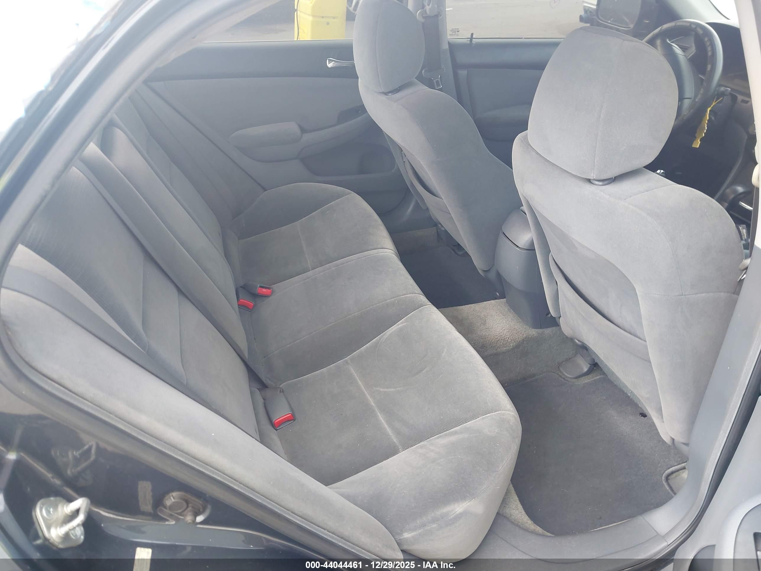HONDA ACCORD image 8