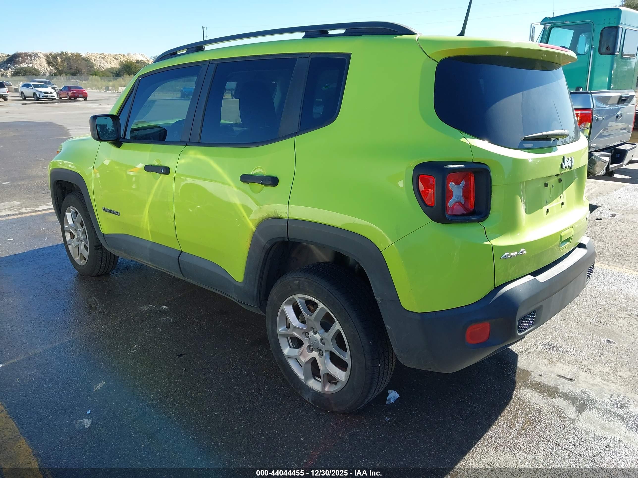 JEEP RENEGADE image 3