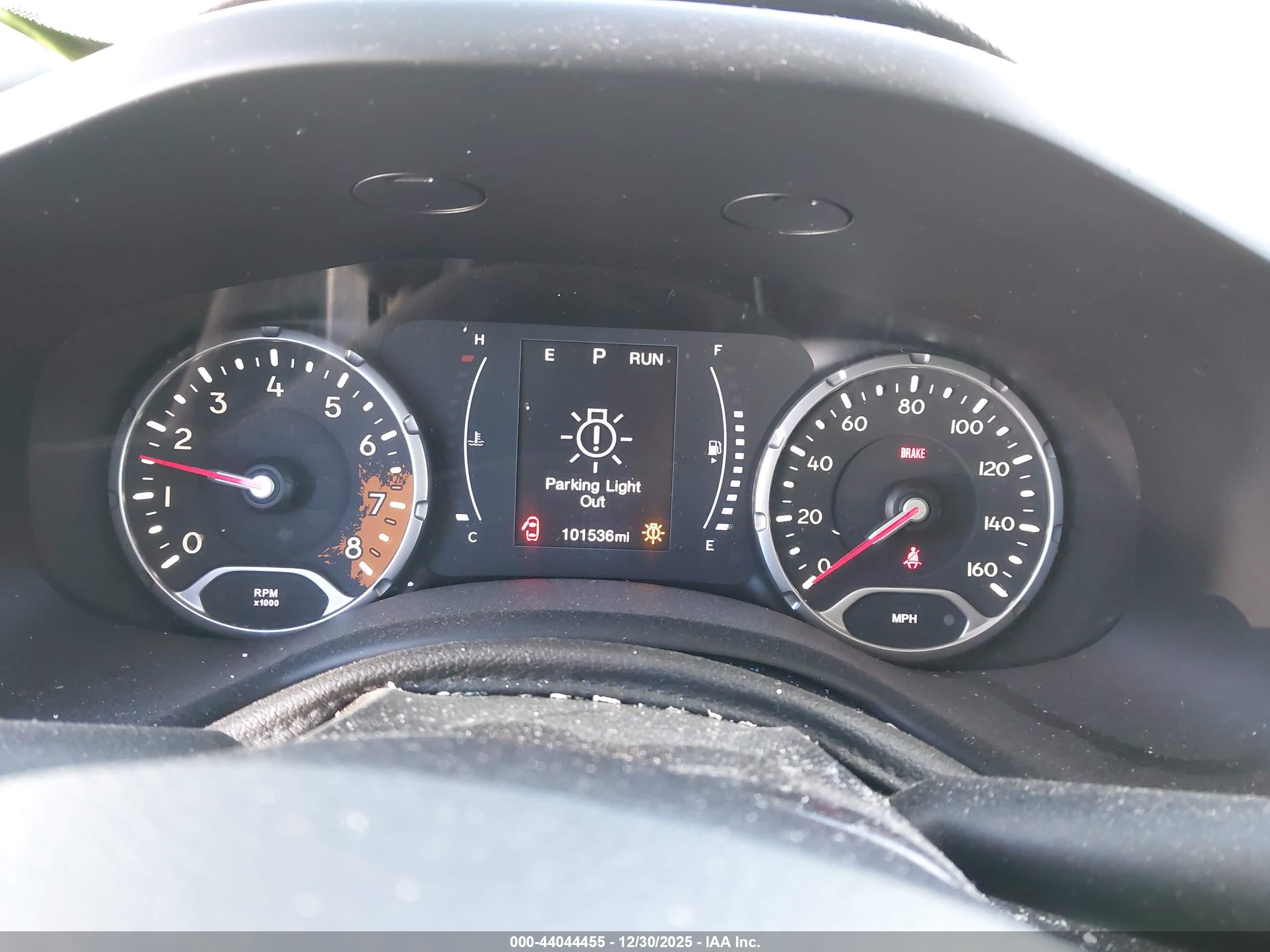 JEEP RENEGADE image 7