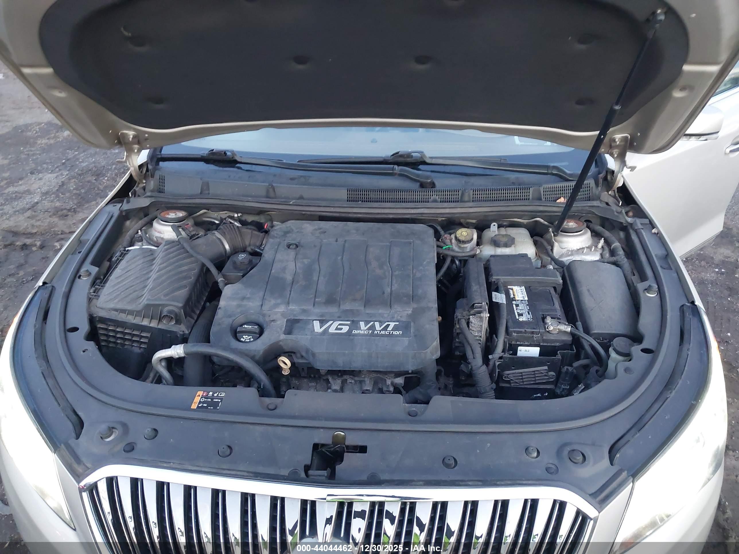 BUICK LACROSSE image 10