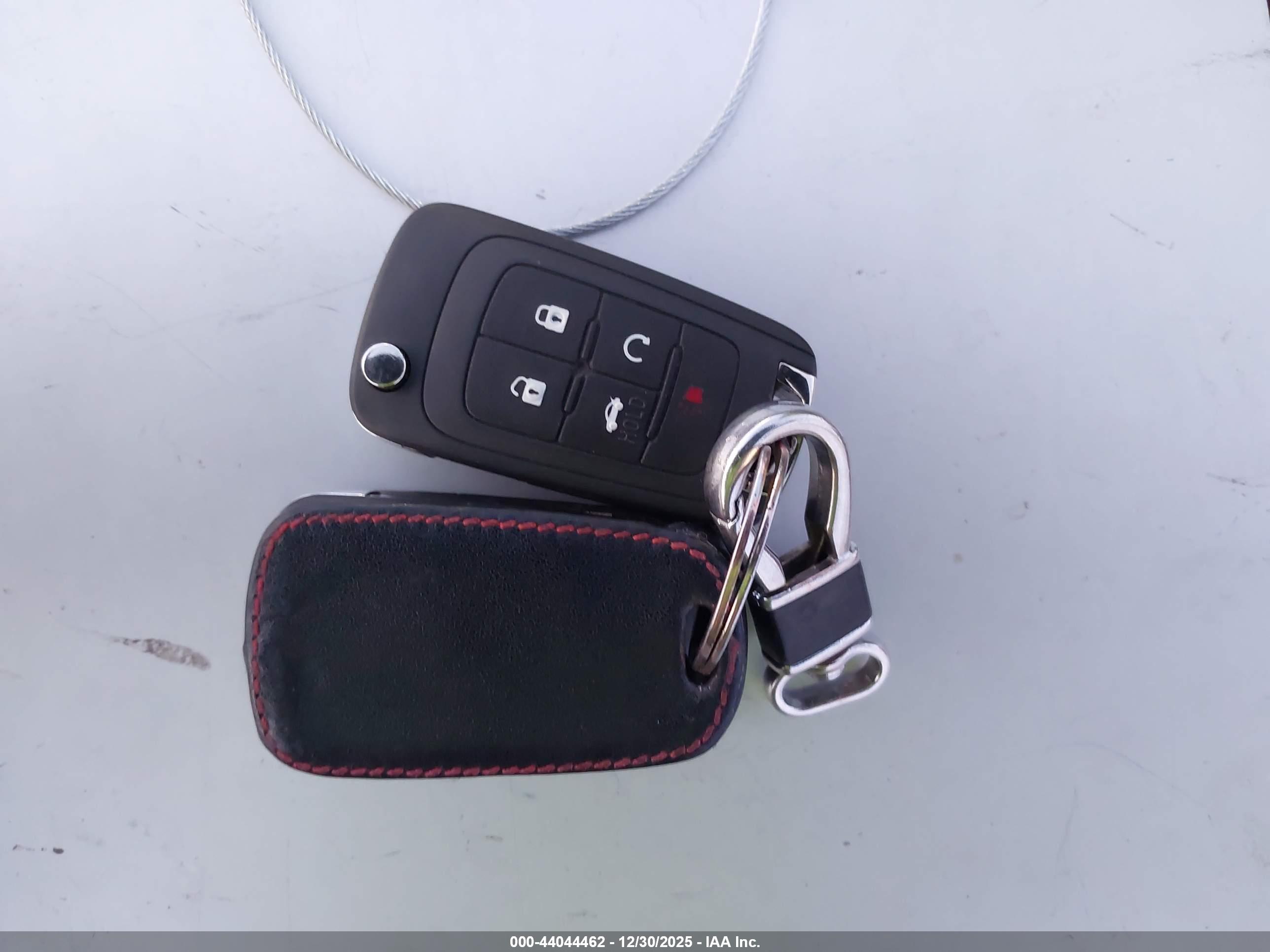 BUICK LACROSSE image 11