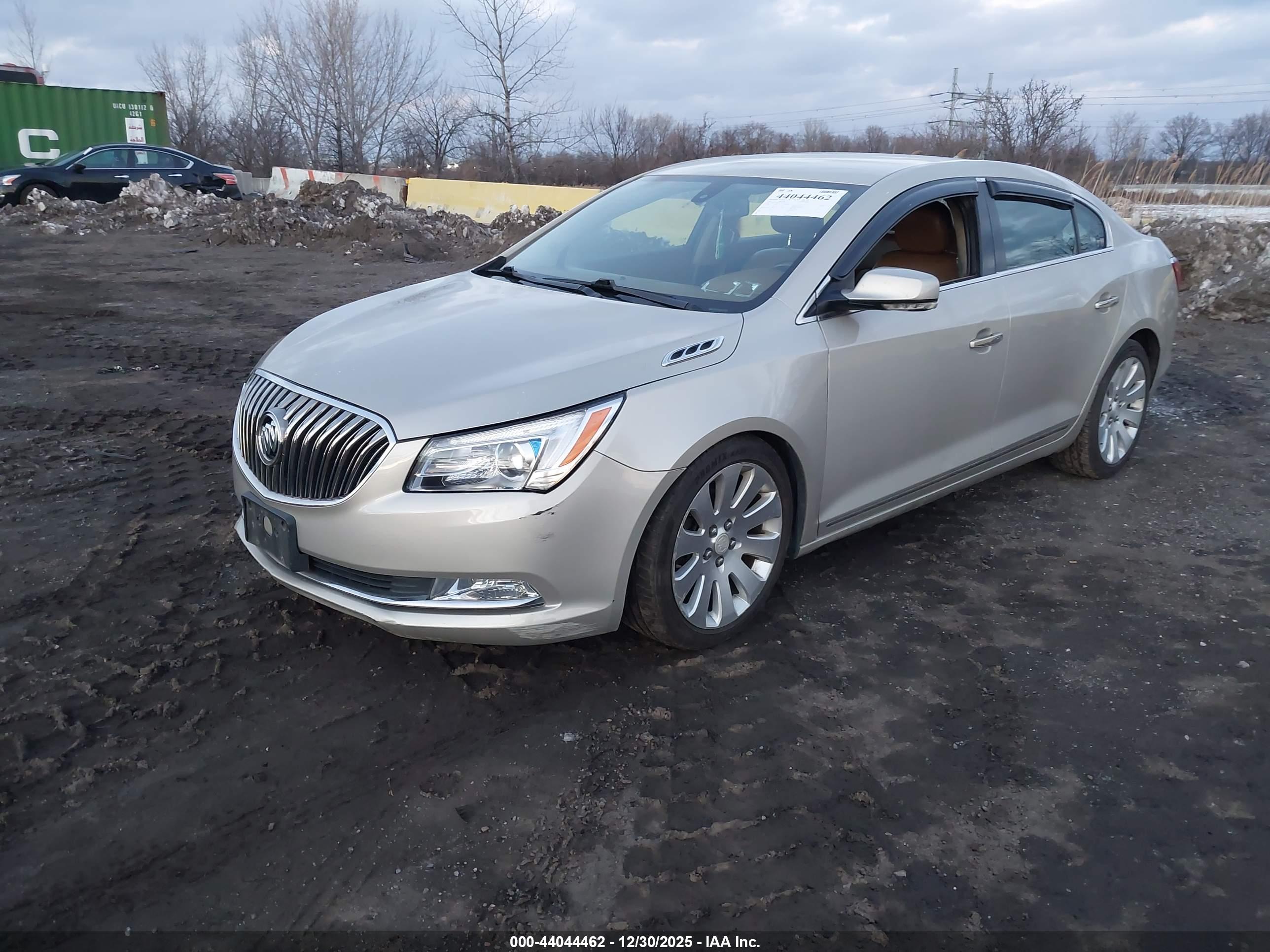 BUICK LACROSSE image 2
