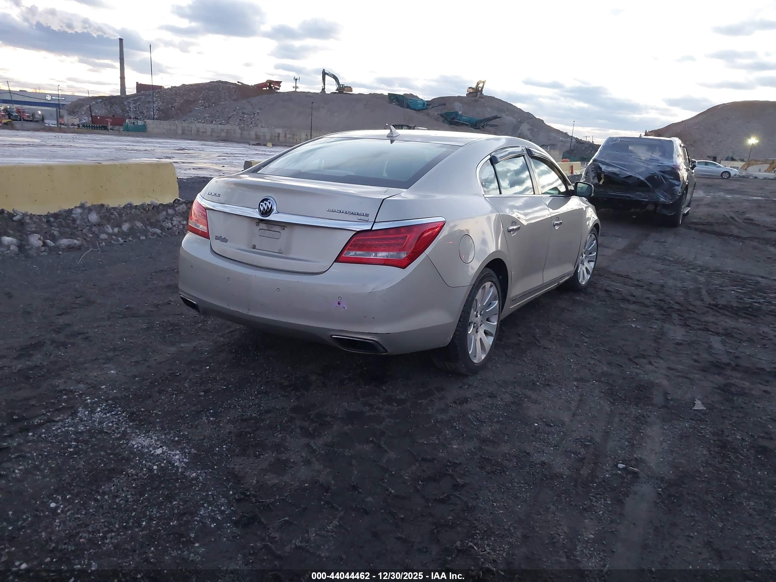 BUICK LACROSSE image 4