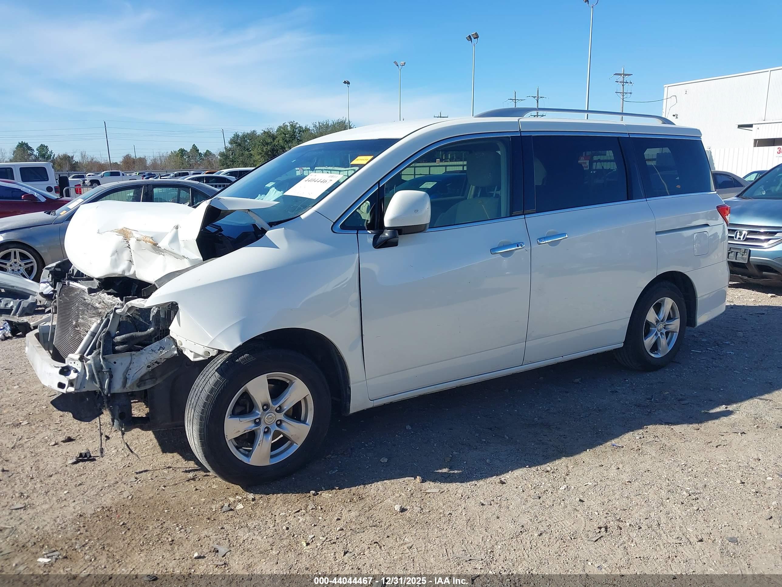 NISSAN QUEST image 2