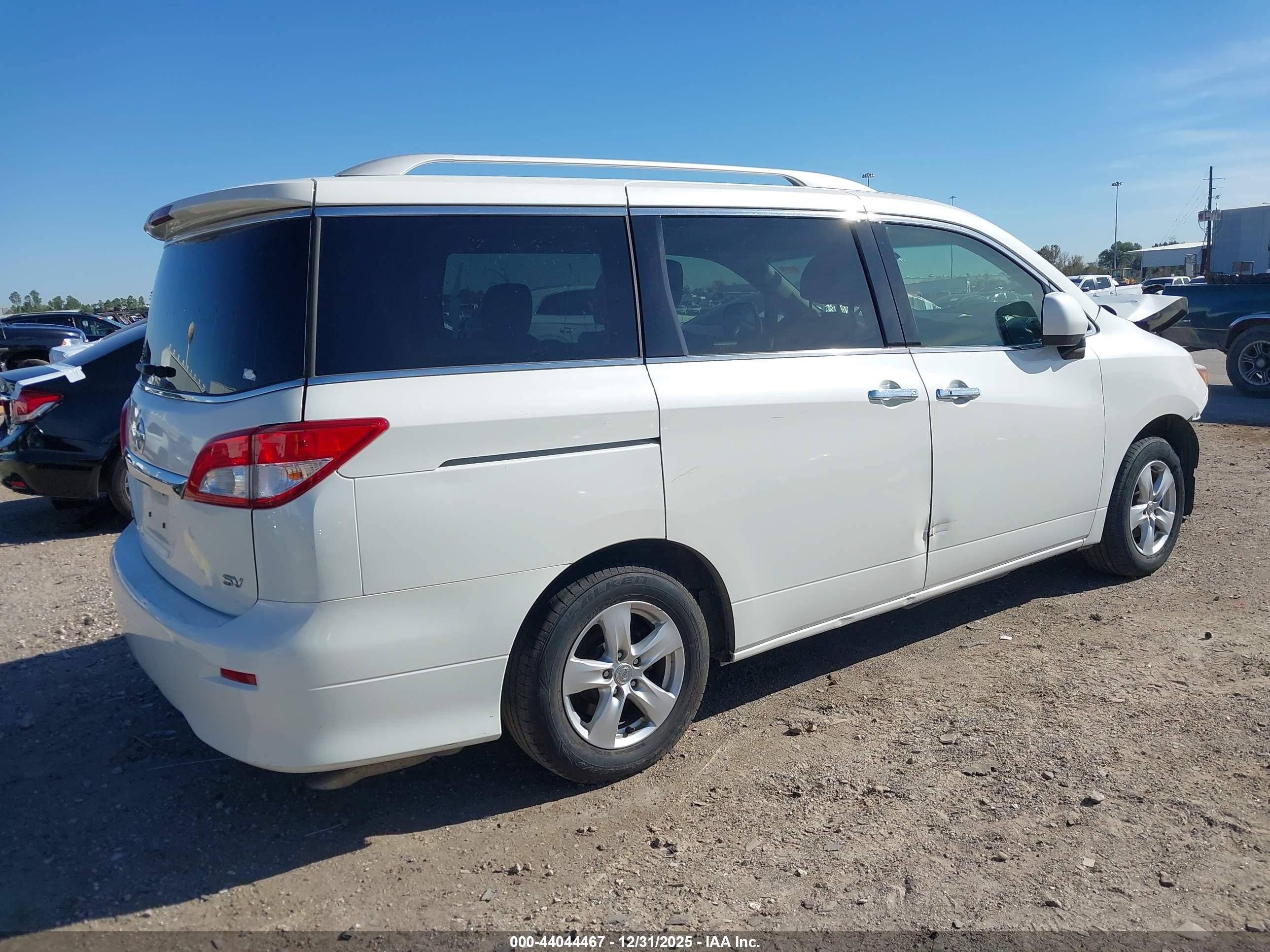 NISSAN QUEST image 4