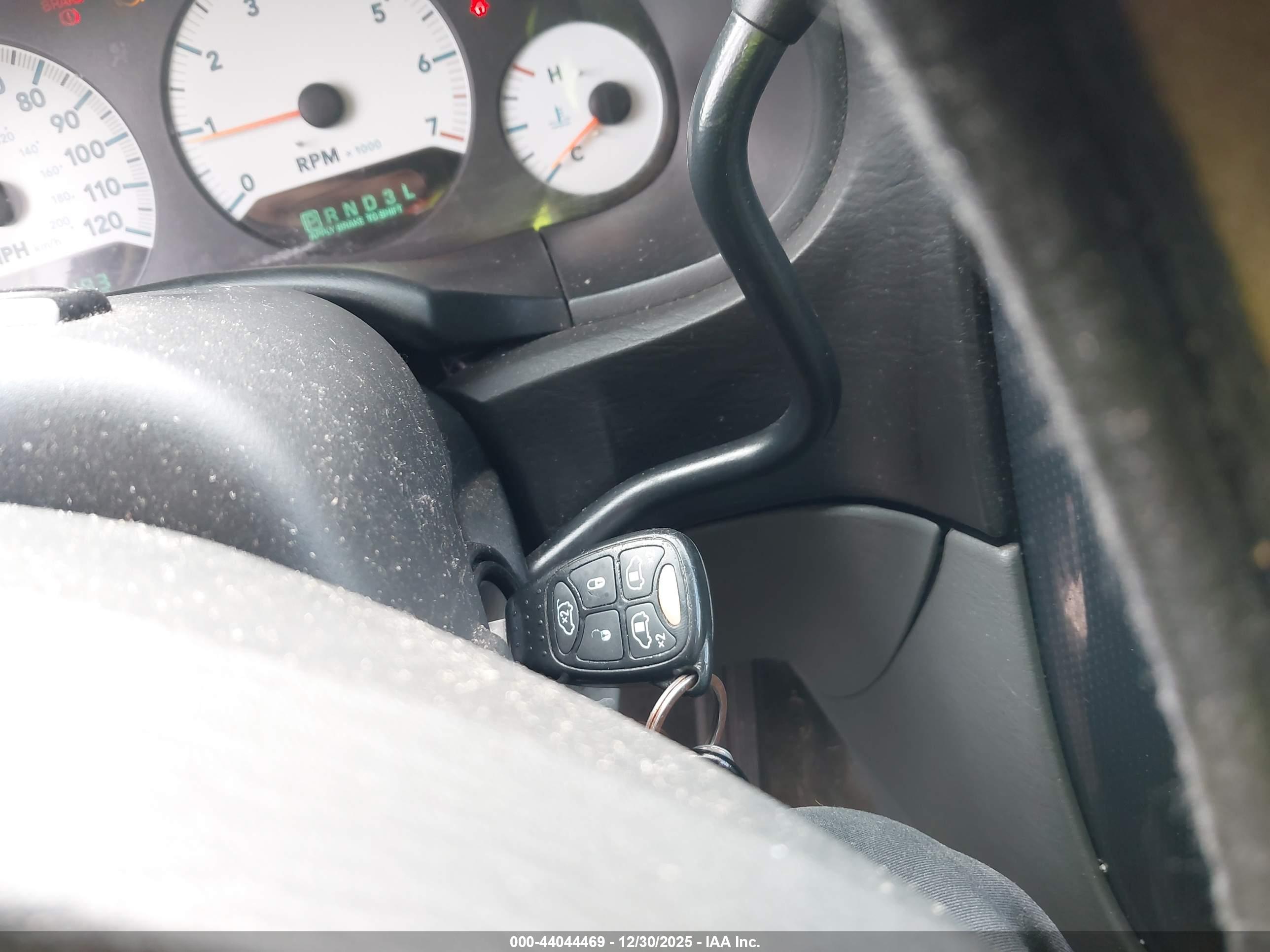 DODGE GRAND image 11