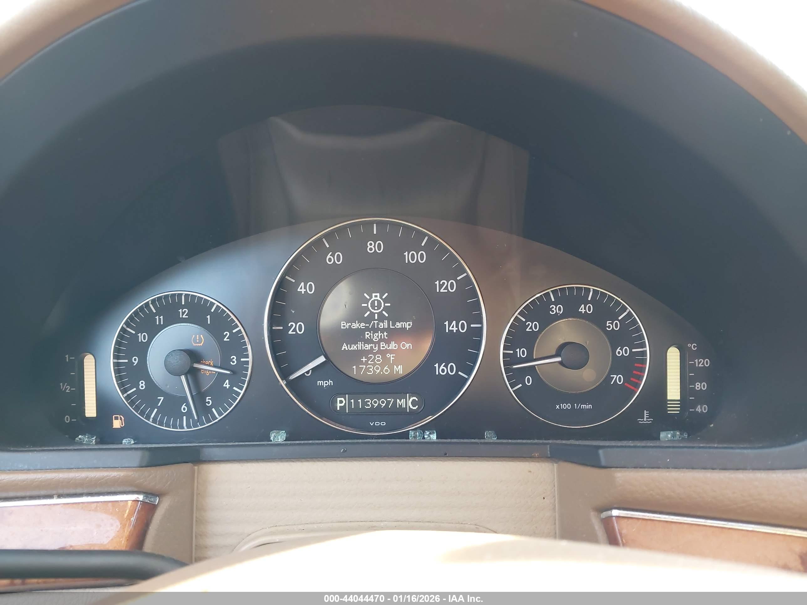 MERCEDES-BENZ E image 7