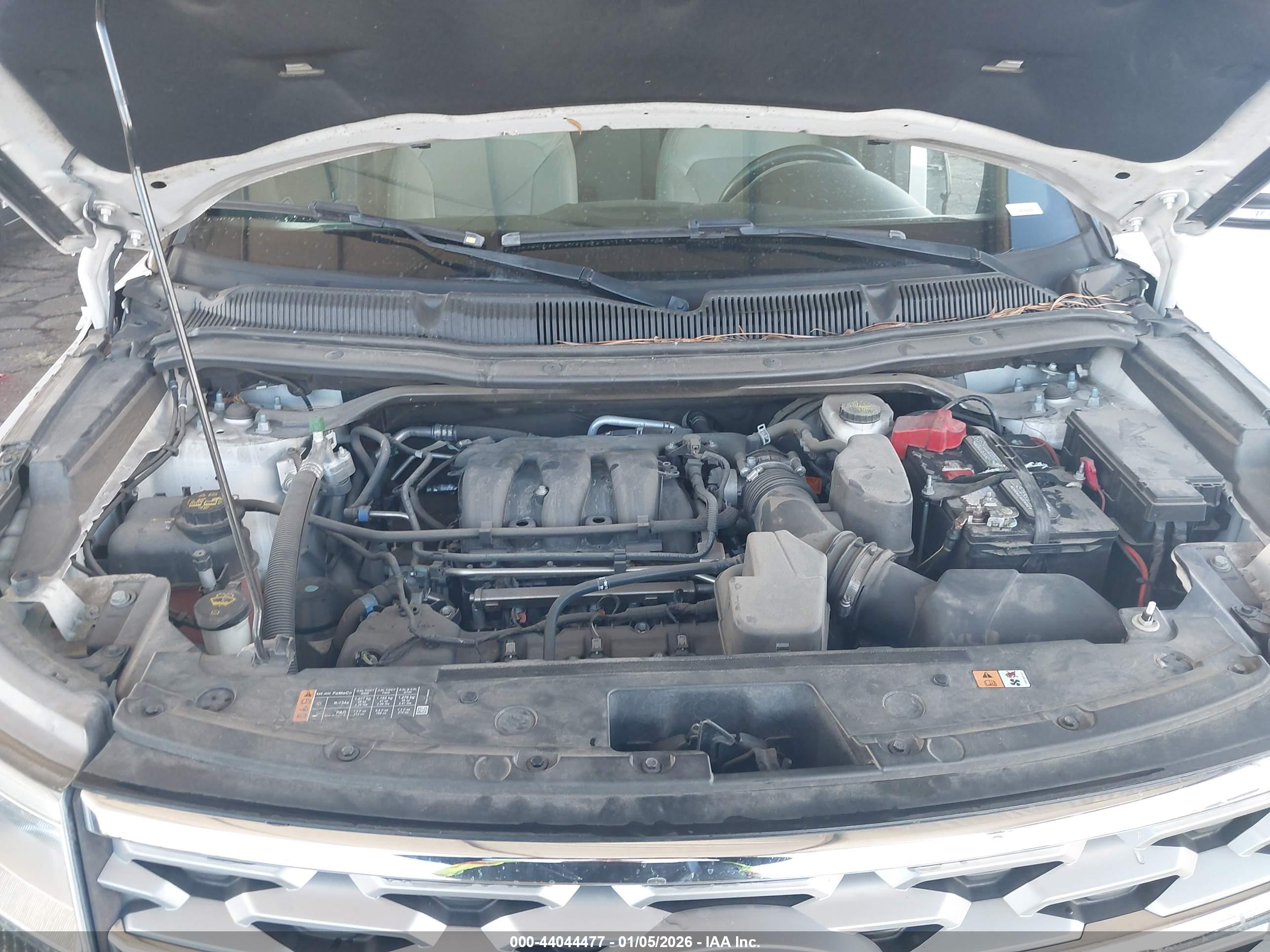 FORD EXPLORER image 10