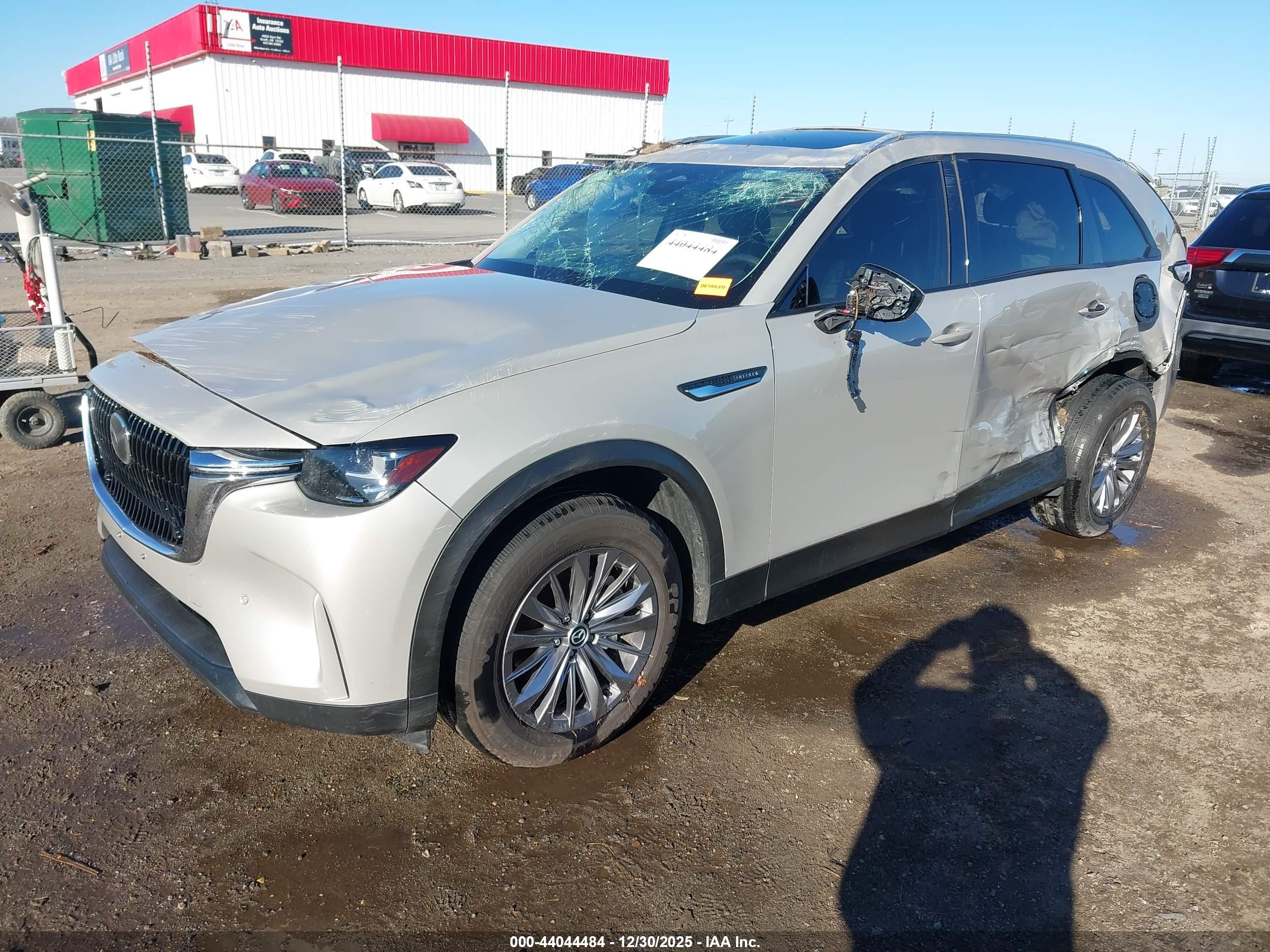 MAZDA CX-90 image 2
