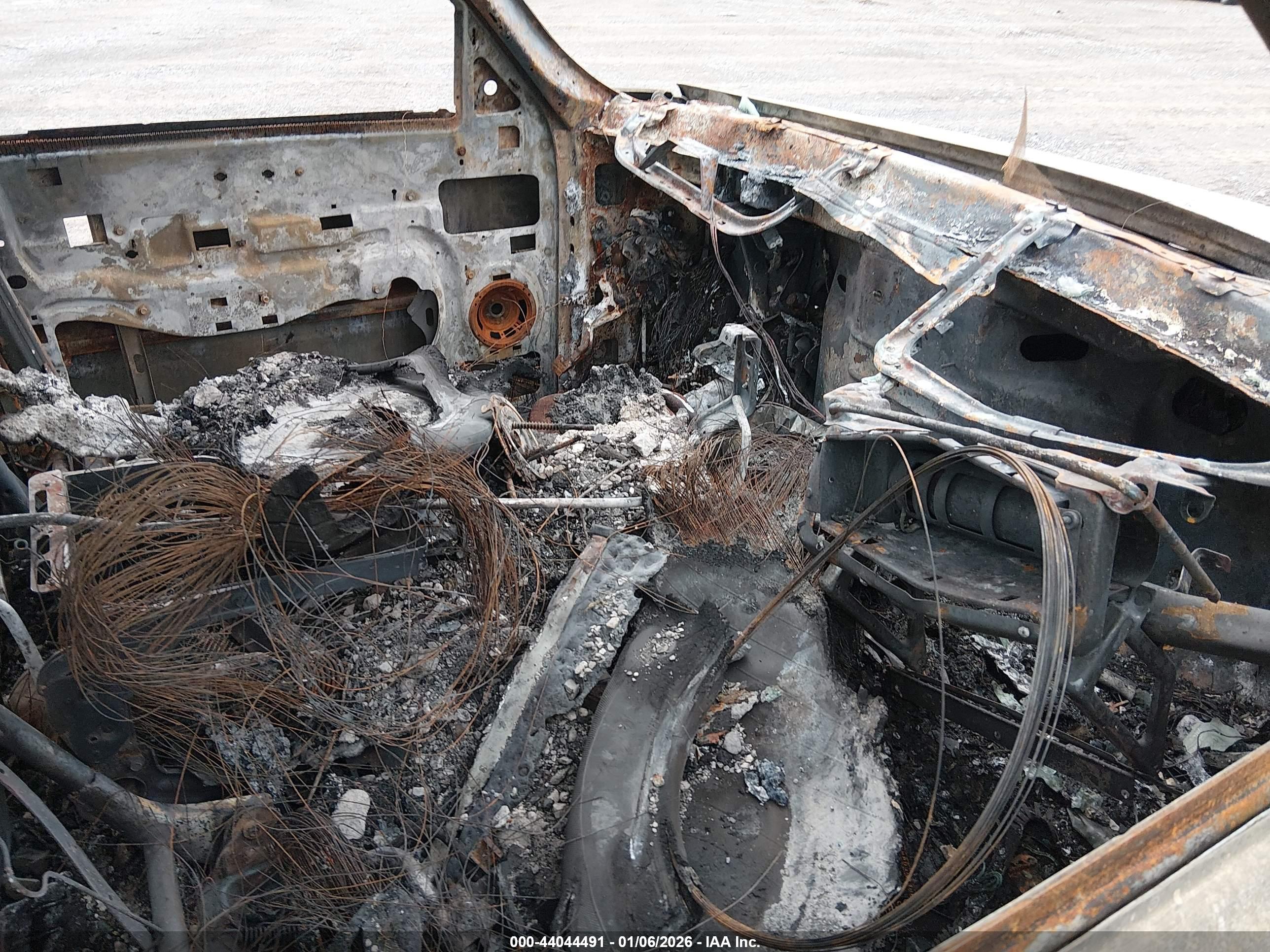 CHEVROLET TAHOE image 5