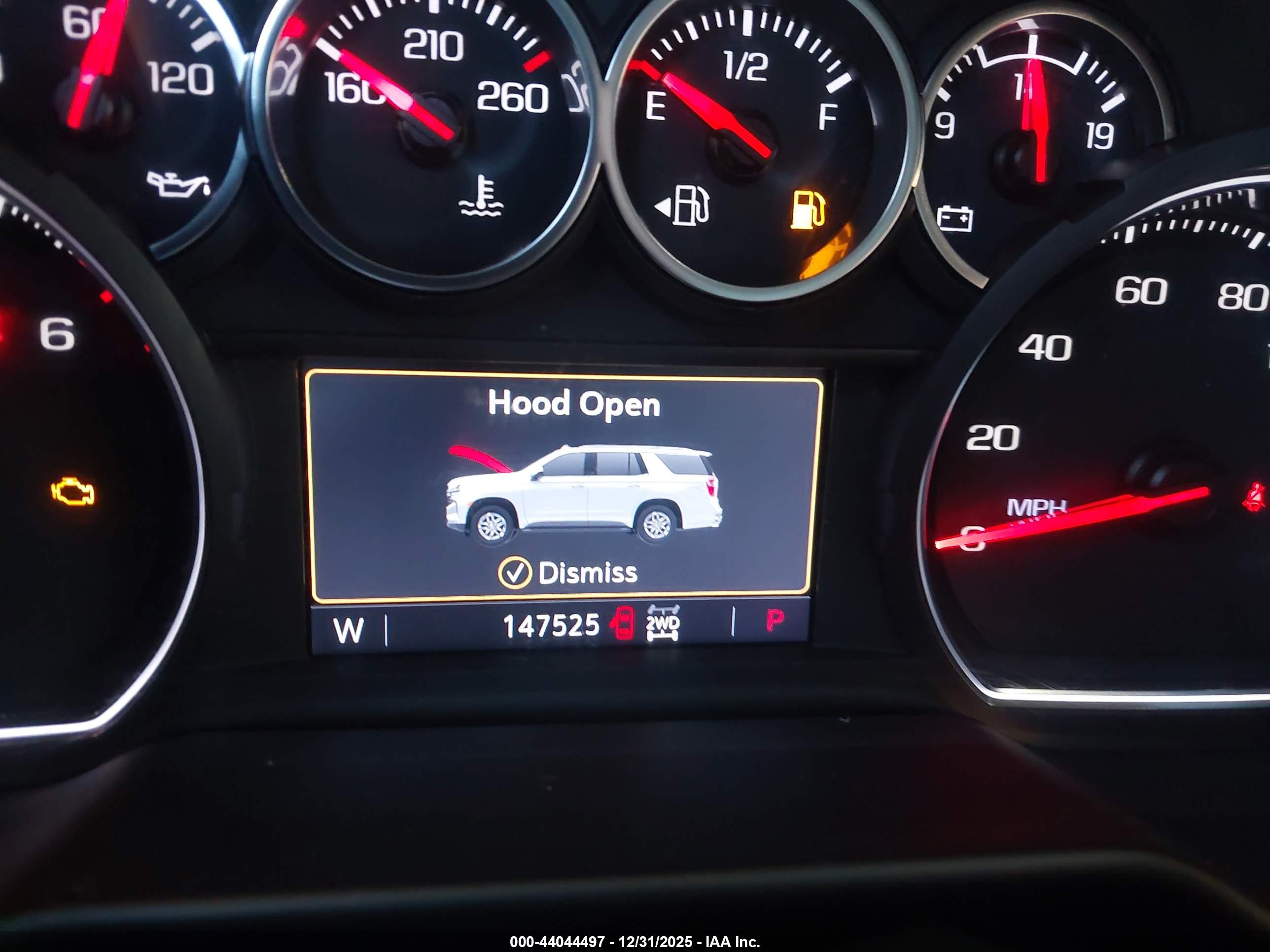 CHEVROLET TAHOE image 7